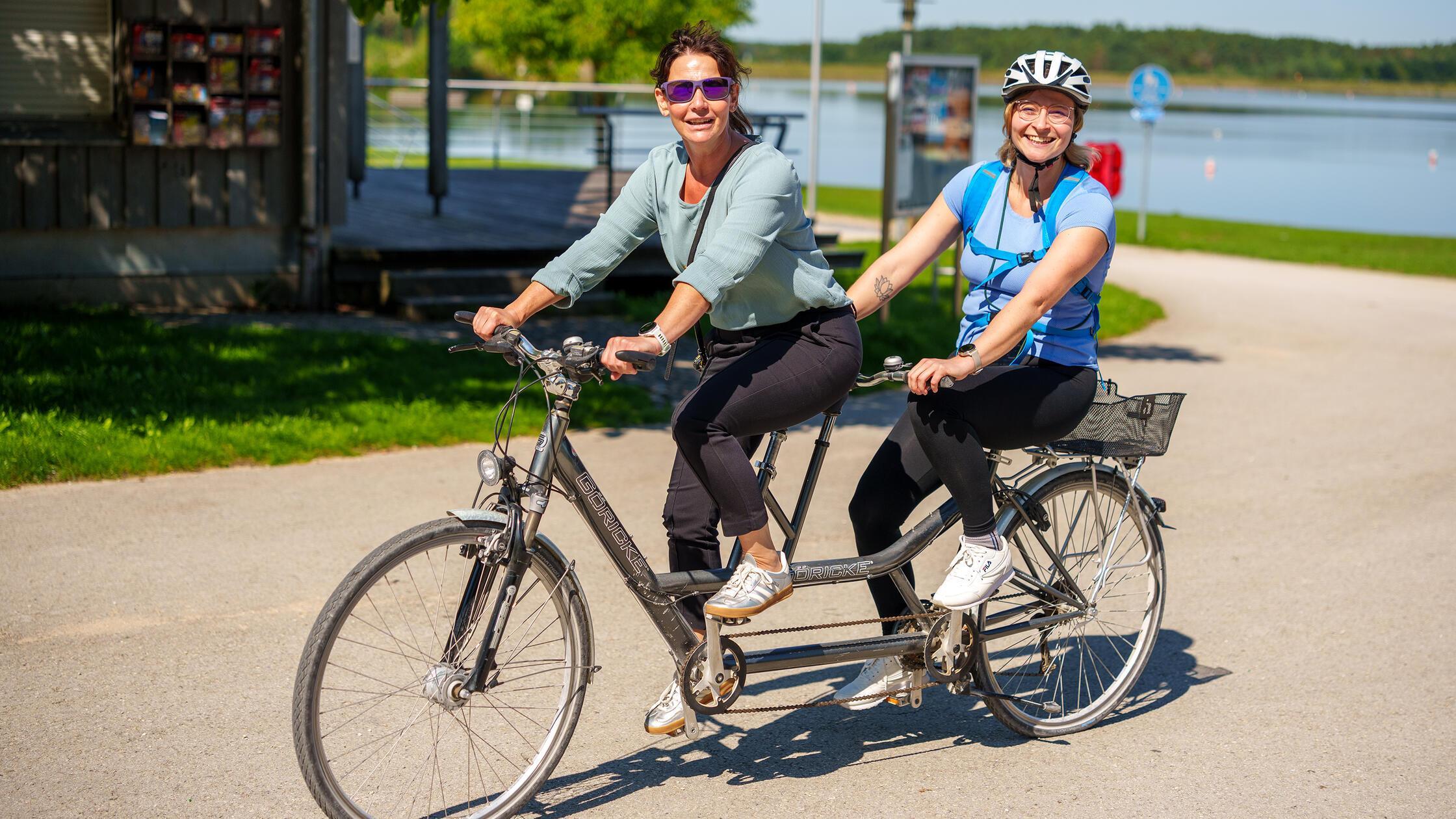 Sommerserie_Tandem_Fahren_Marlies_Bernreuther