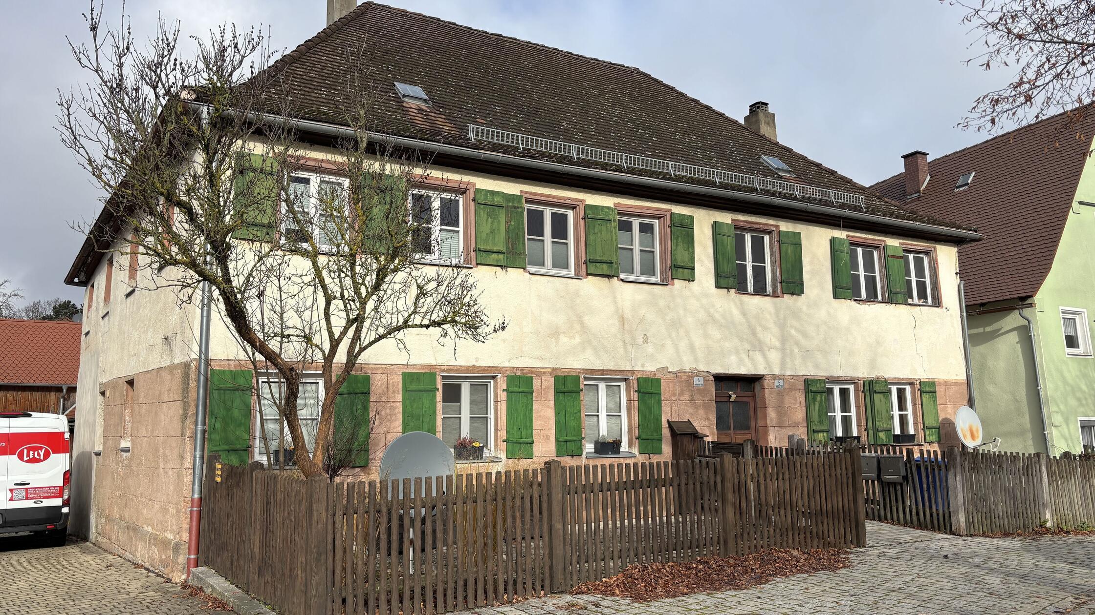 Henker-H-user-H-ndler-Erstaunliche-Geschichten-und-Bilder-aus-fast-900-Jahren-Pyrbaum