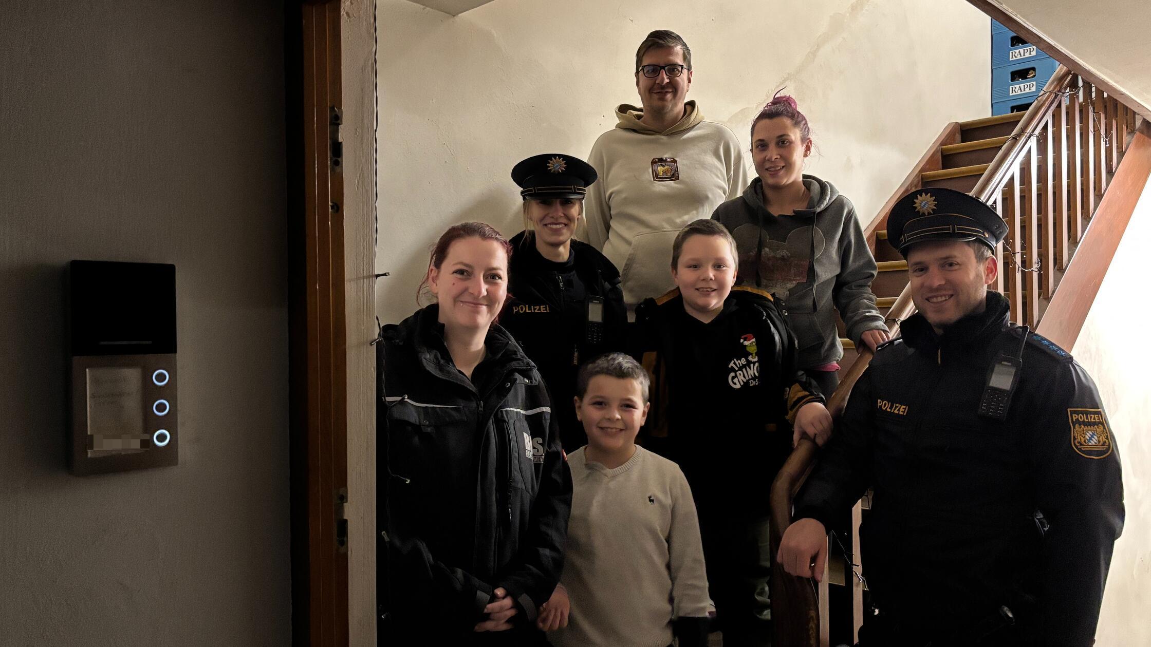 Polizeieinsatz-in-Schwabach-wegen-Klingelterror-einer-Schnecke-Familie-erinnert-sich