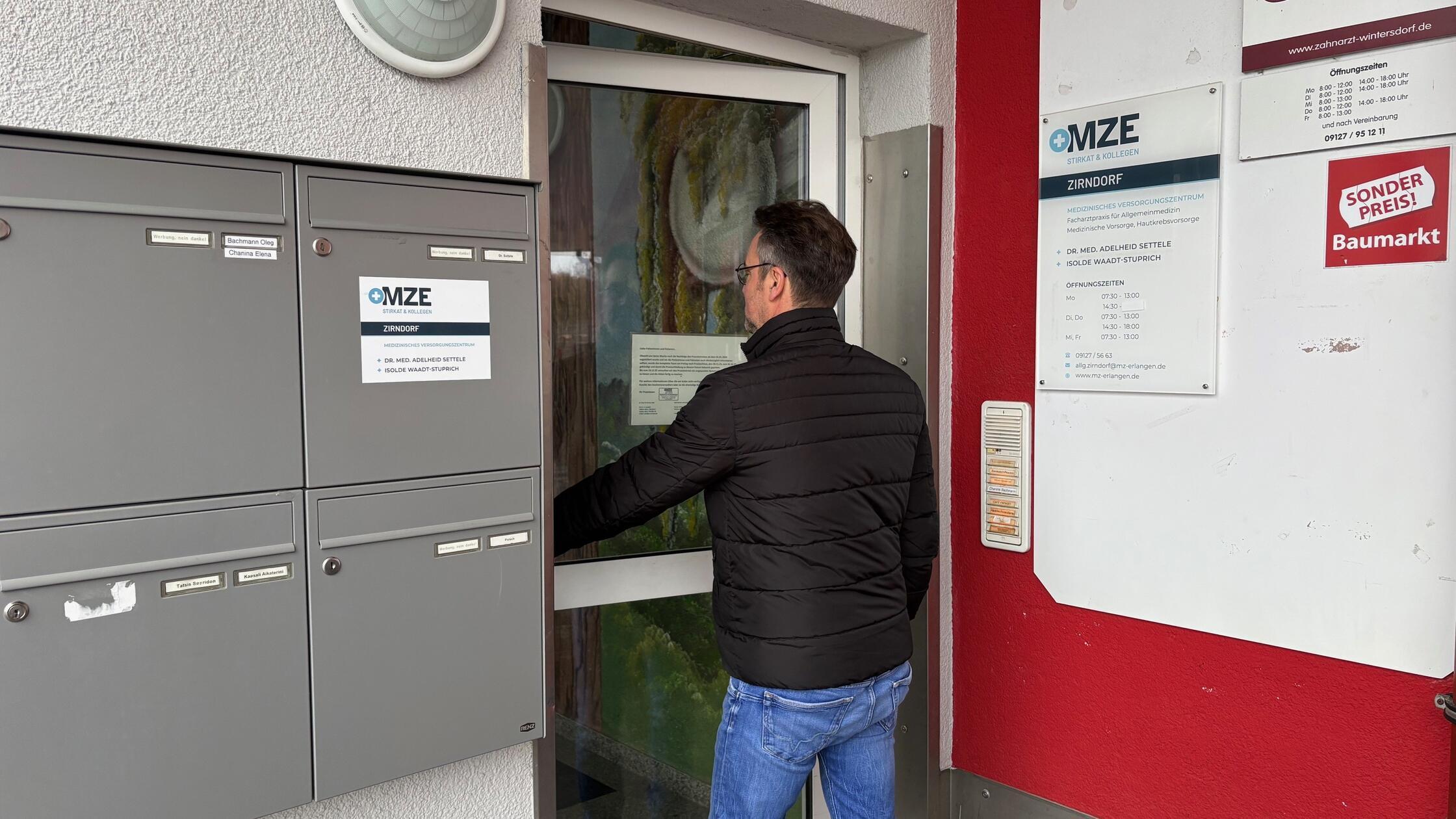 Praxisinsolvenz-in-Zirndorf-Verz-gerungen-bei-Ausgabe-der-Patientenakten-sorgen-f-r-Unmut