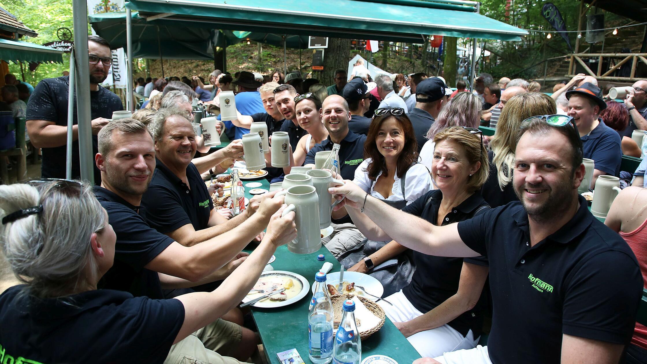 Nach-Knall-im-Kellerwald-Forchheim-Das-sagt-die-neue-P-chterin-des-Glockenkellers