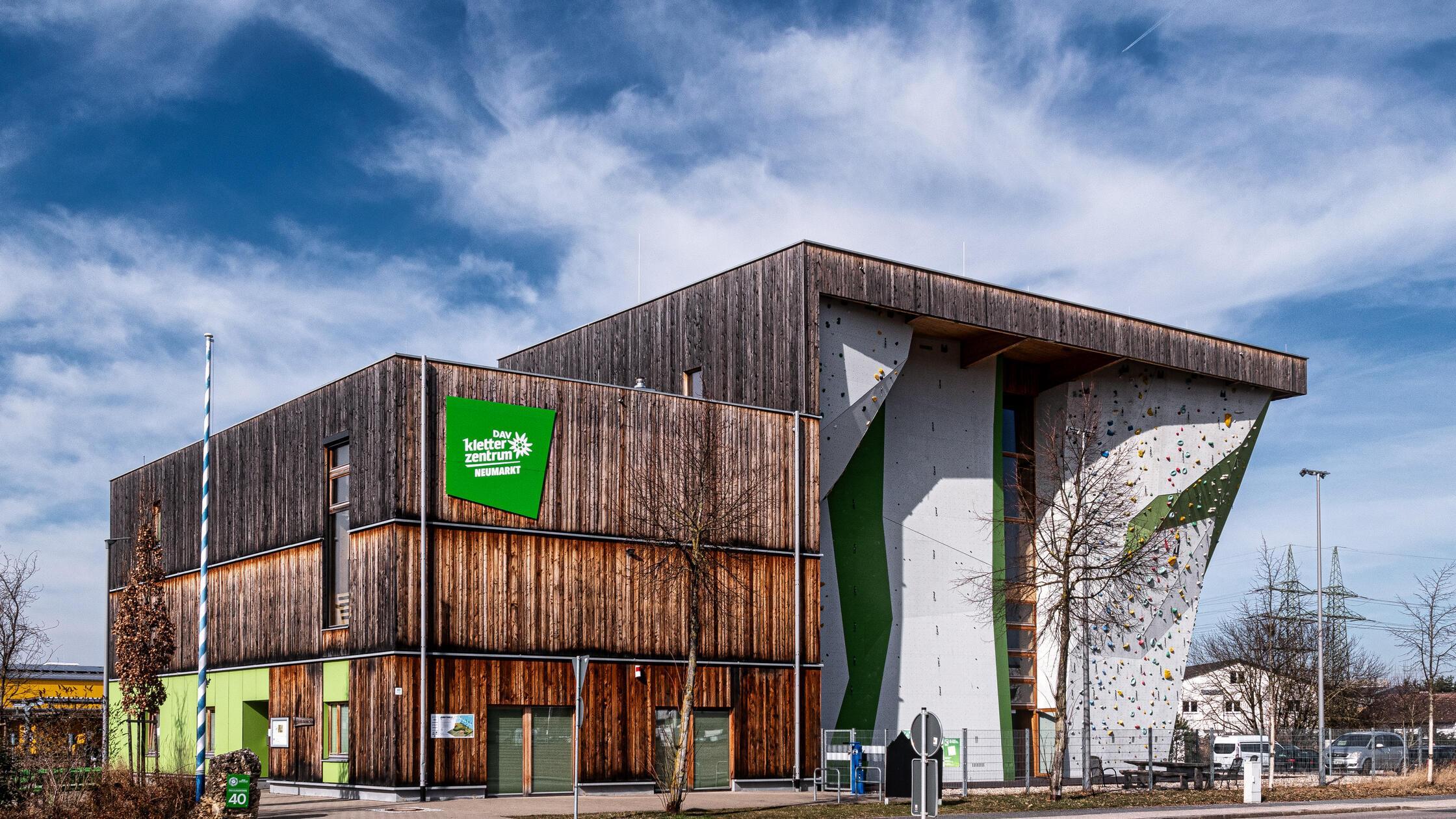 Sportkurse-daheim-und-Touren-in-den-Zillertaler-Alpen-Es-ist-viel-los-beim-DAV-Neumarkt