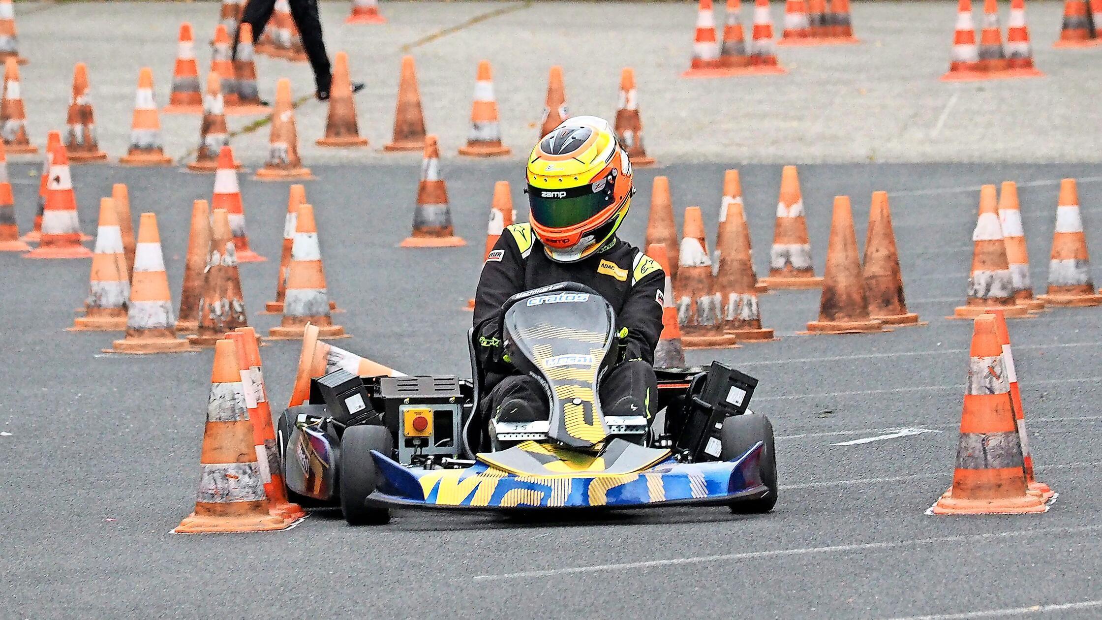 Elektro-Kart-geriet-in-R-dlas-in-Brand-Feuer-griff-auf-Geb-ude-ber-Hoher-Sachschaden