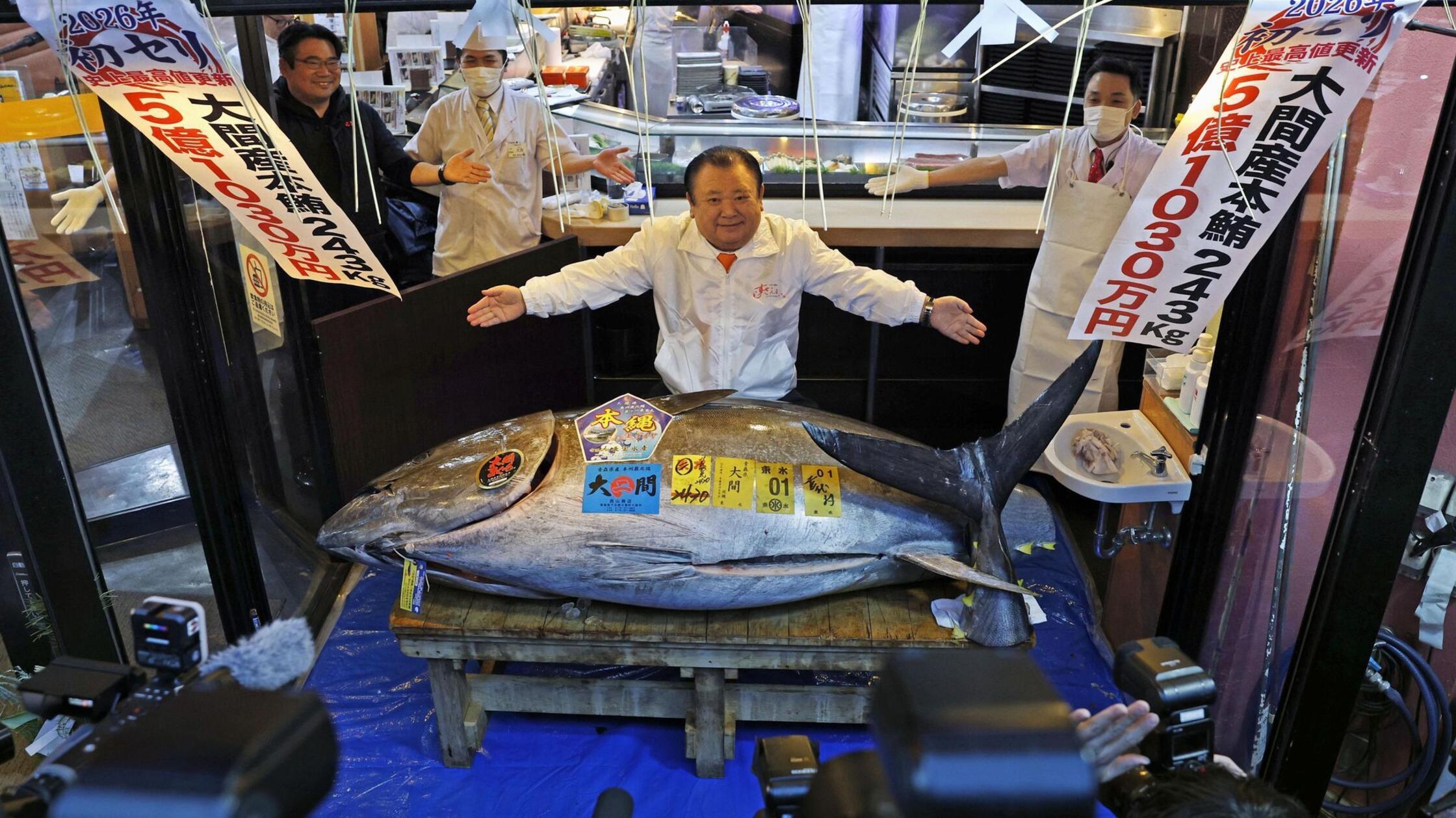 Rekordpreis-von-2-8-Millionen-Euro-f-r-Thunfisch-in-Tokio