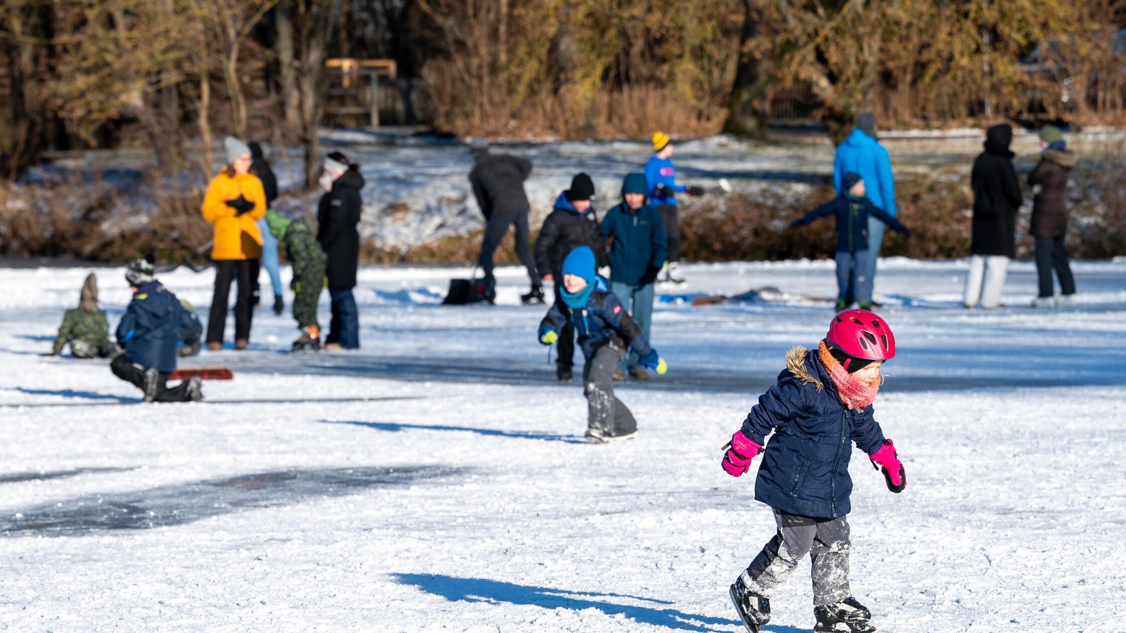 Temperaturen-deutlich-unter-null-Grad-Hier-k-nnen-Sie-in-der-Region-Schlittschuhlaufen