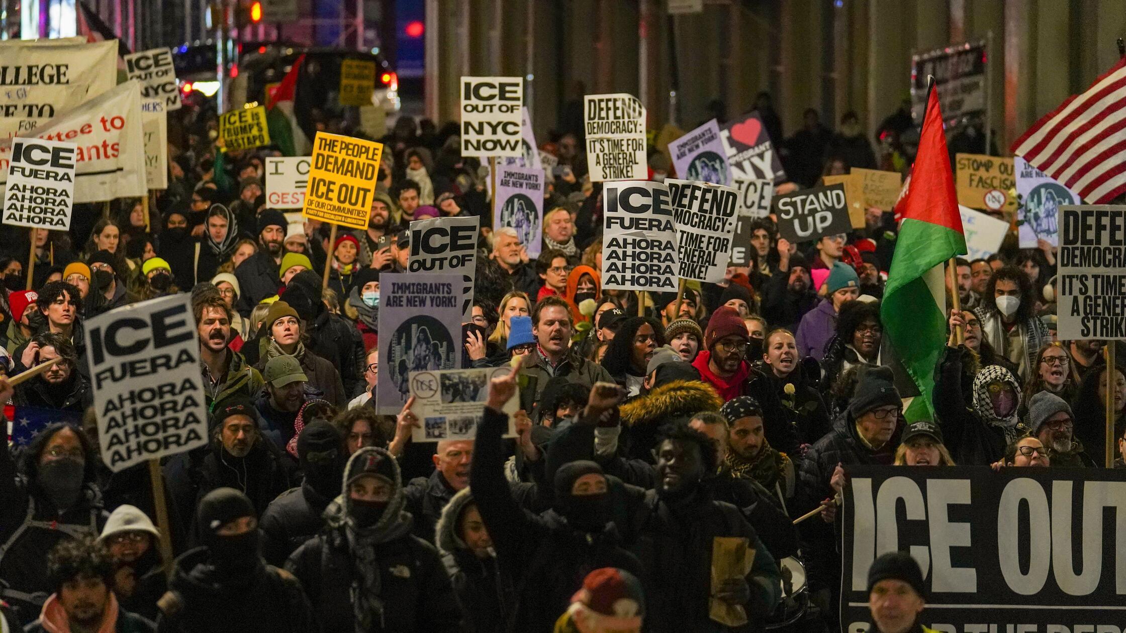 Tödliche Schüsse in den USA: 37-Jährige von ICE-Agent getötet - Trump spricht von Selbstverteidigung