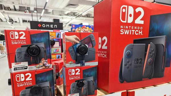 Nintendo Switch 2 Stapel Kartons Aufsteller