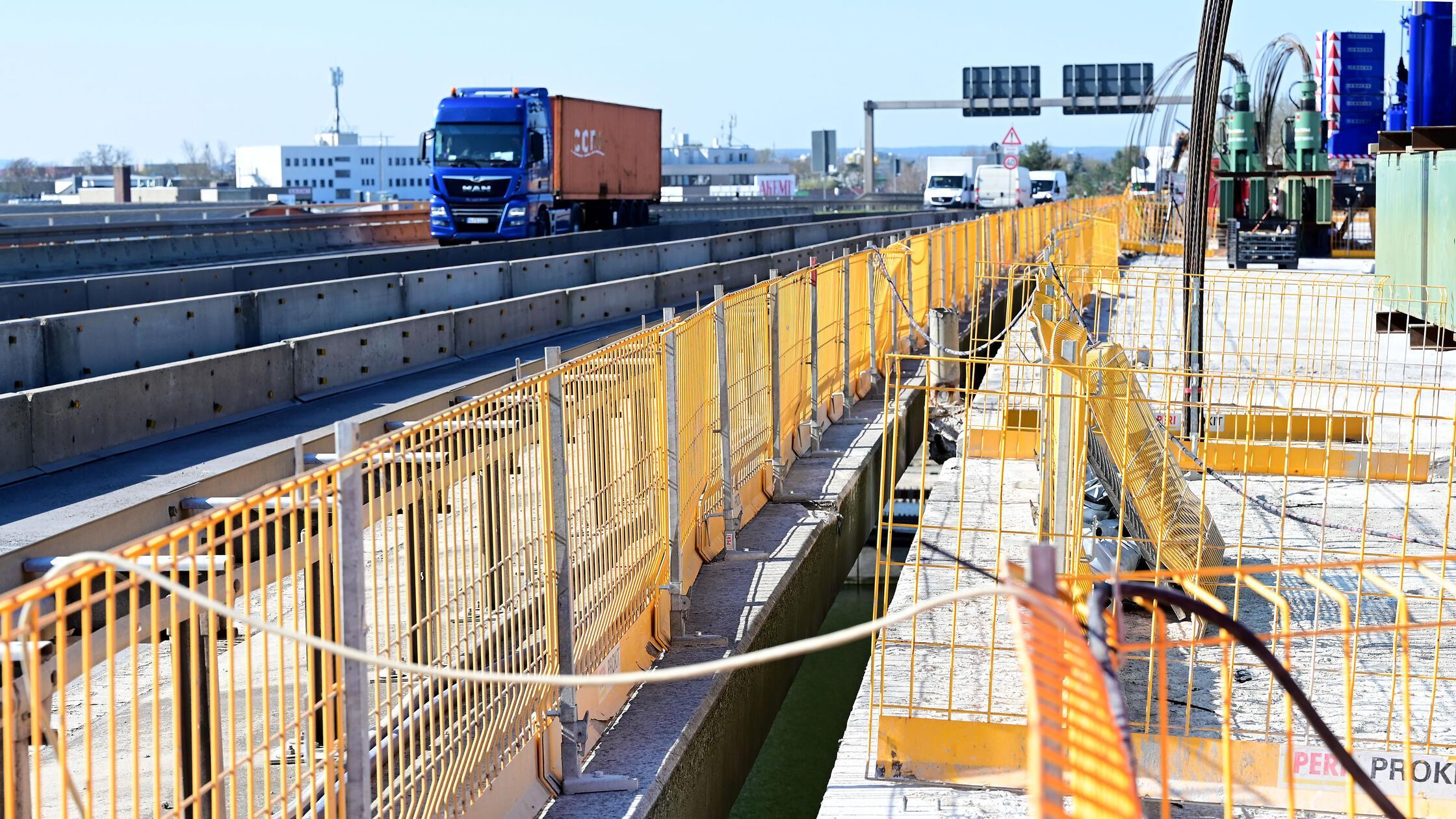 hafenbruecken_hjw_030425_057