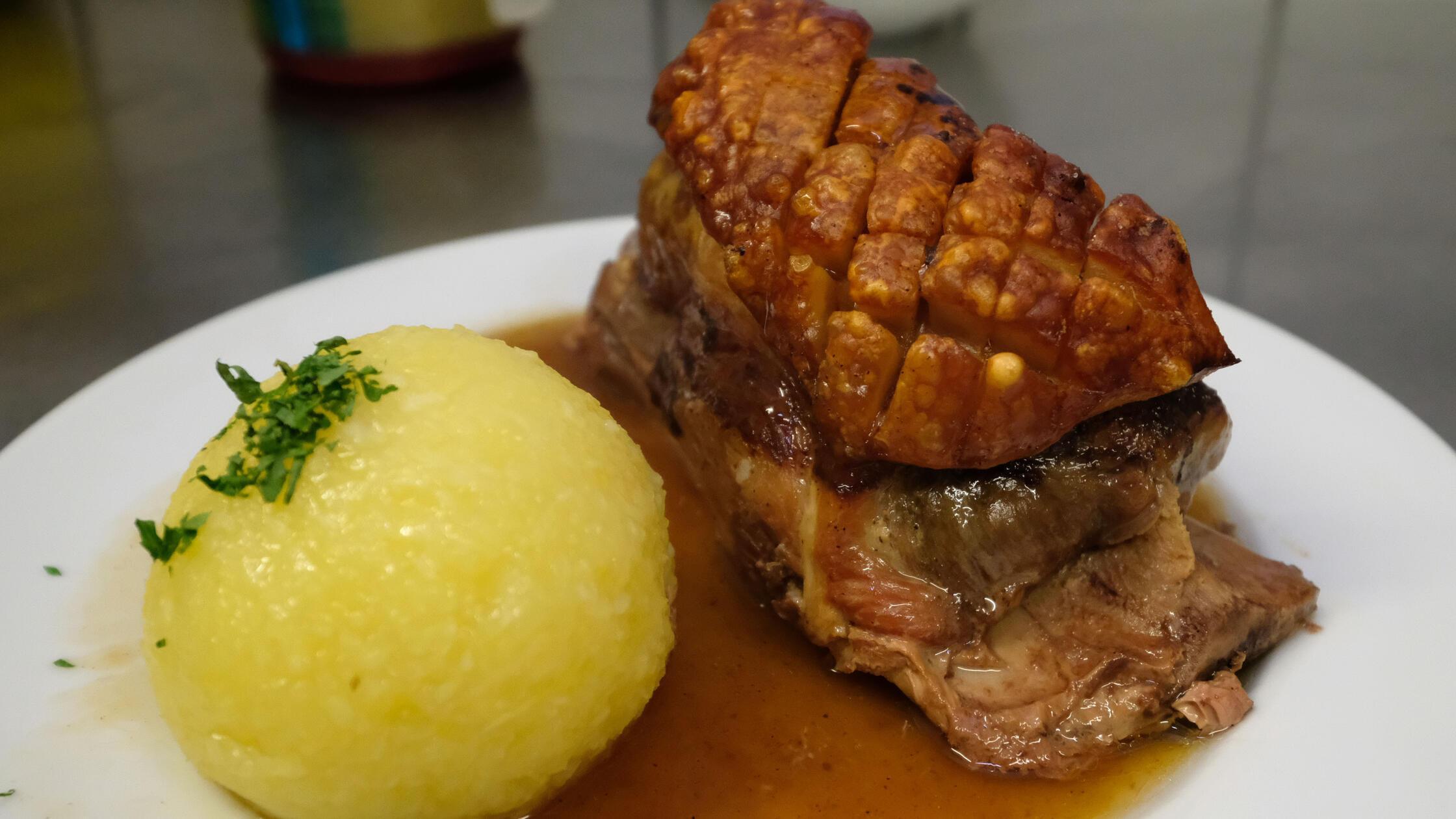 Gastror-ckblick-f-r-die-Hersbrucker-Schweiz-Viele-neue-Restaurants-und-Schlie-ungen