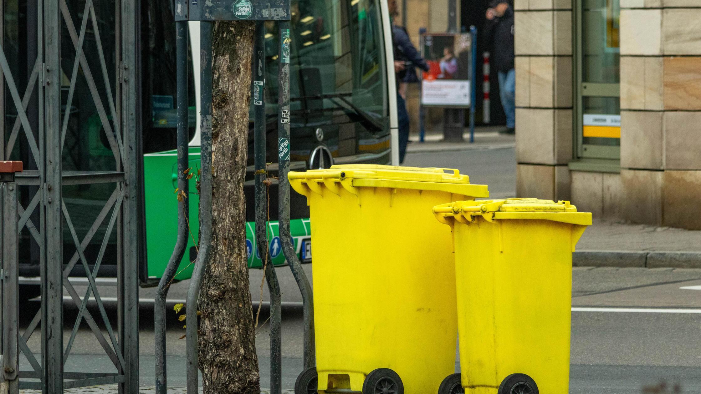 Gelbe-Tonnen-im-Kreis-Forchheim-wieder-nicht-geleert-Weiter-Probleme-So-reagiert-Firma