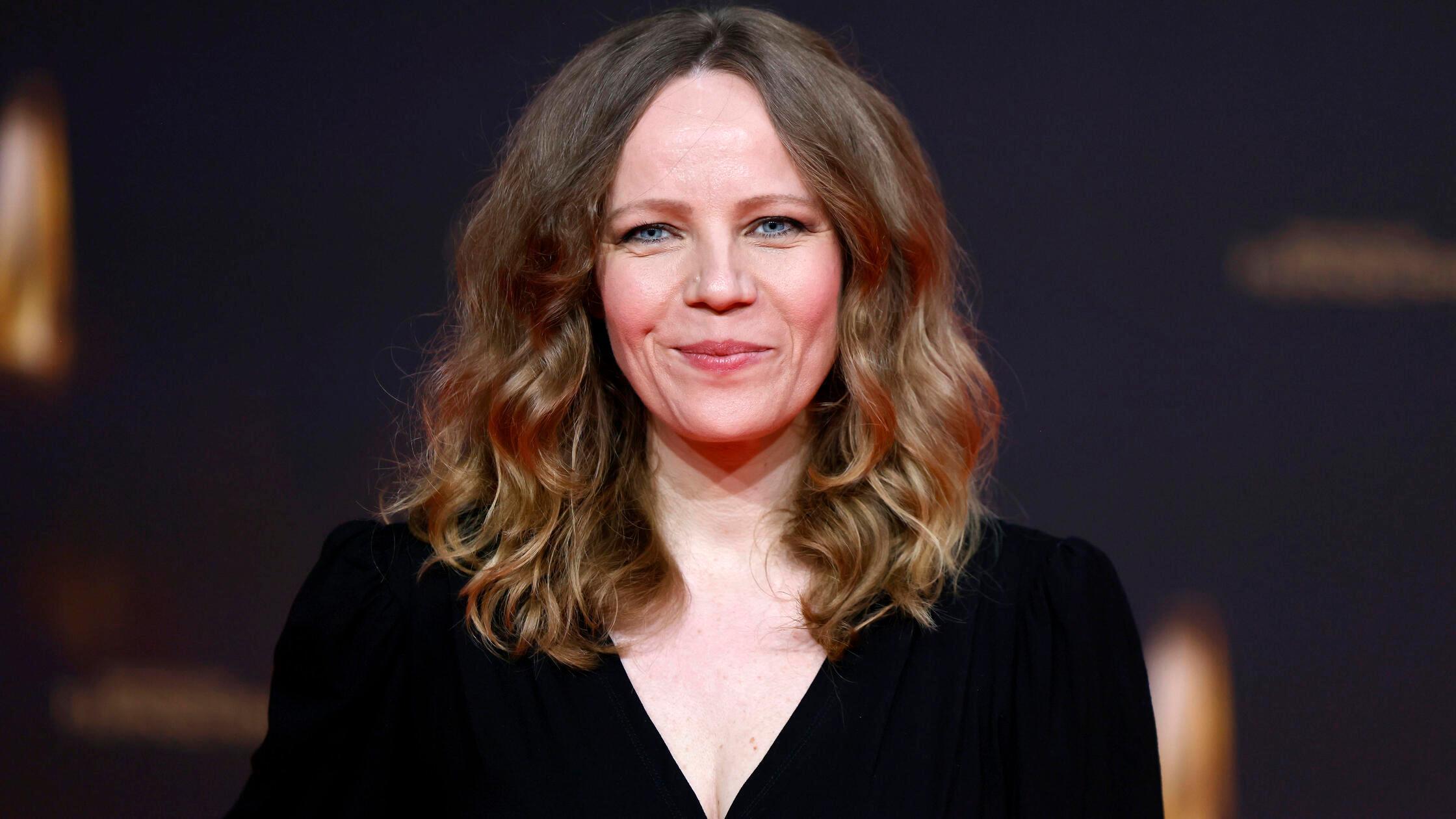 -Die-Demokratie-ist-in-Gefahr-Autorin-und-Satirikerin-Sarah-Bosetti-kommt-nach-Erlangen