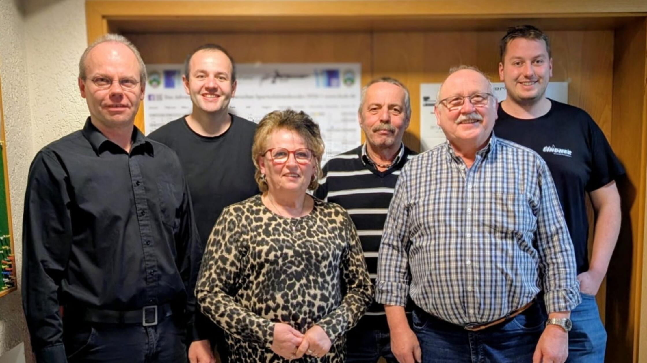 Kommunalwahl-Die-Stadtratkandidaten-der-SPD-Pottenstein-sind-zwischen-25-und-79-Jahre-alt