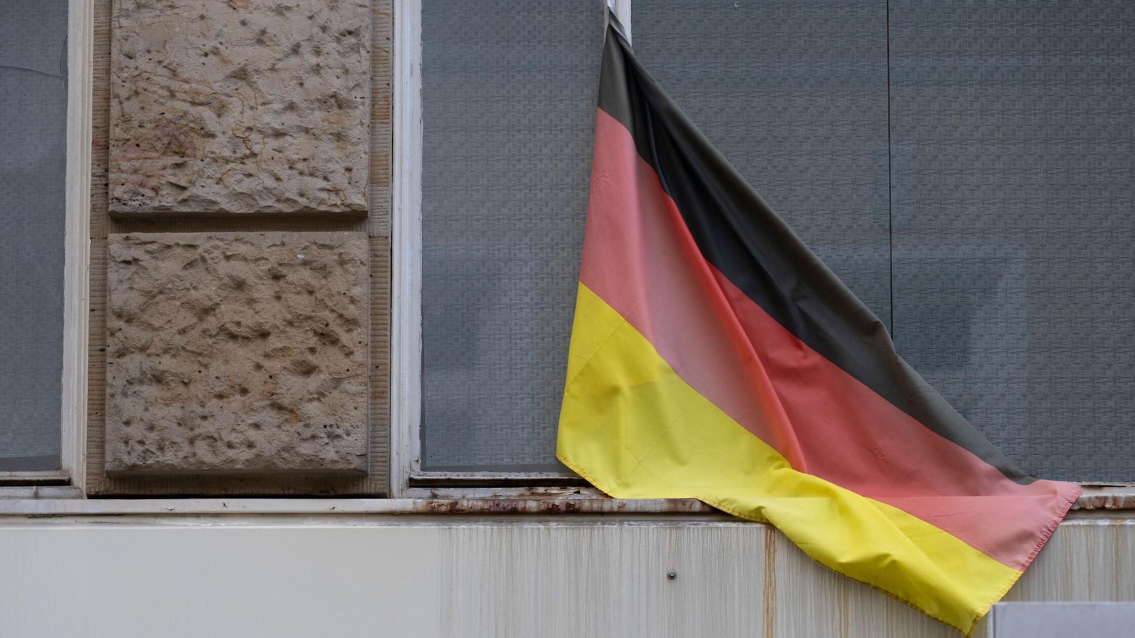 Jeder-F-nfte-denkt-bers-Auswandern-nach