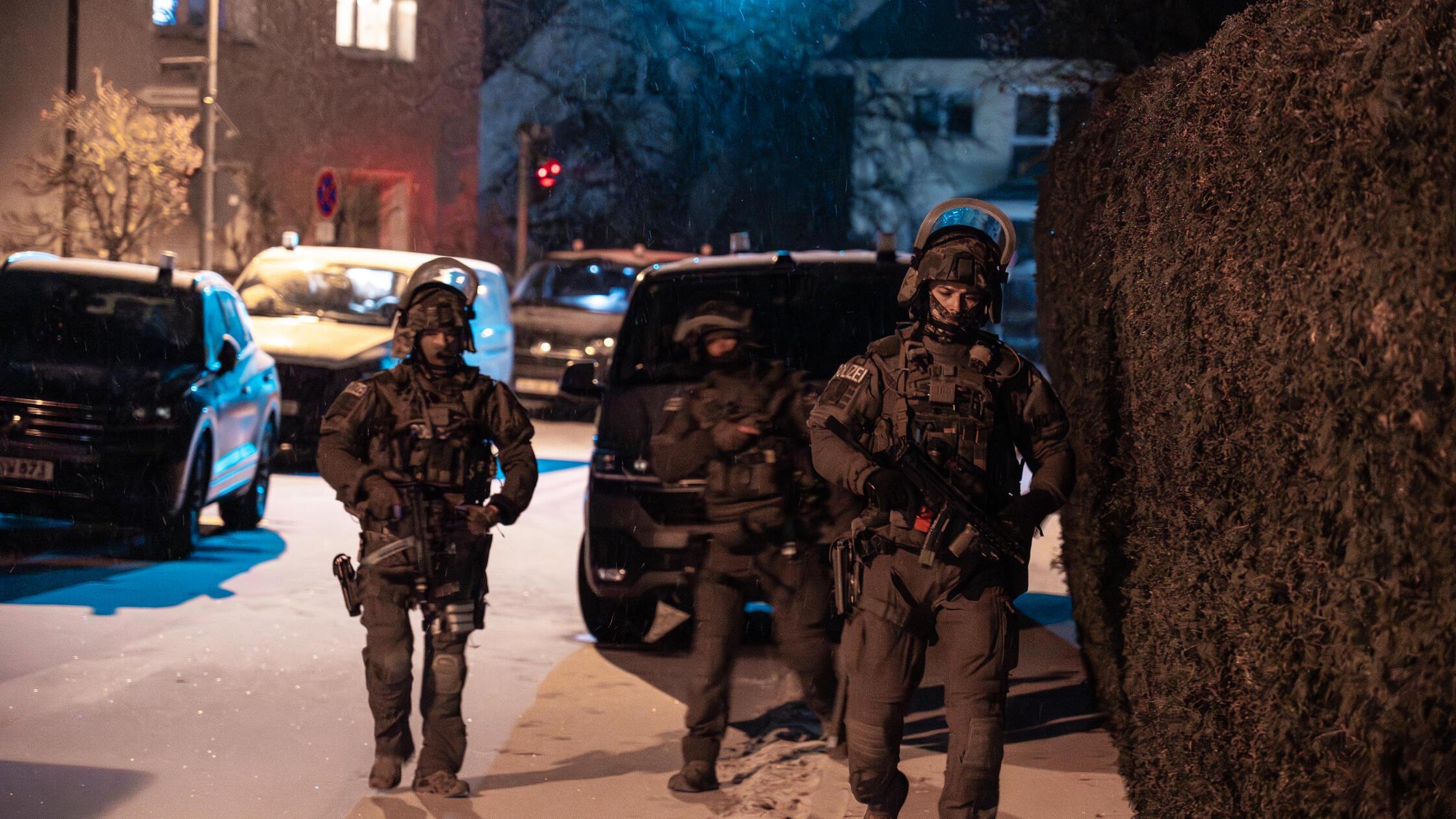 Best HD Pictures about  Polizeibericht Pforzheim Heute  with No AI Images