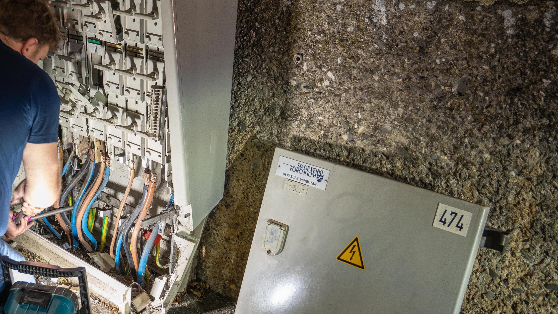 Pause-zwischen-Unfall-und-Gest-ndnis-kommt-jungen-Mann-in-Greding-teuer-zu-stehen