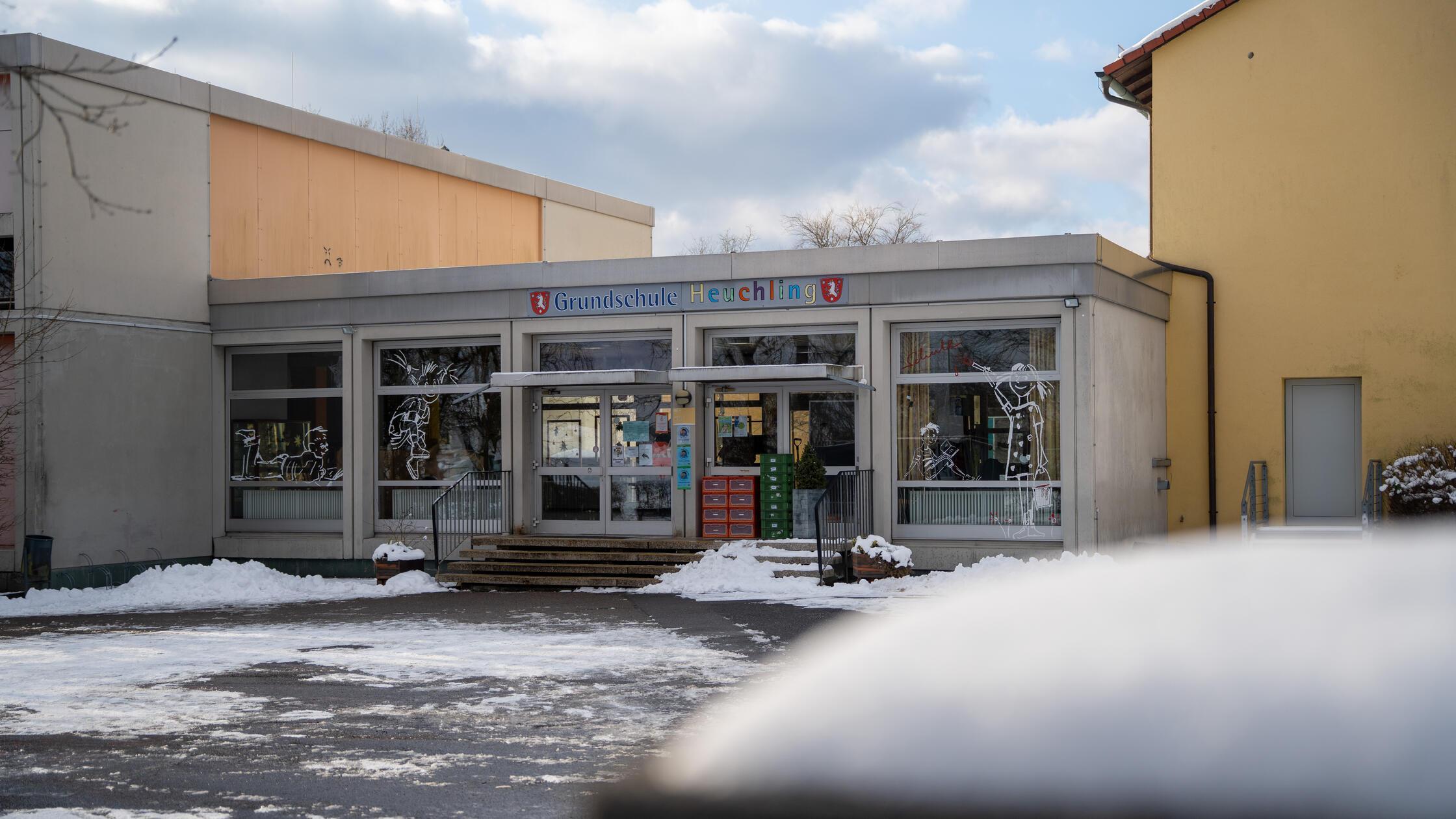 Broken heating: In-person classes canceled again at Heuchlingen Elementary ...