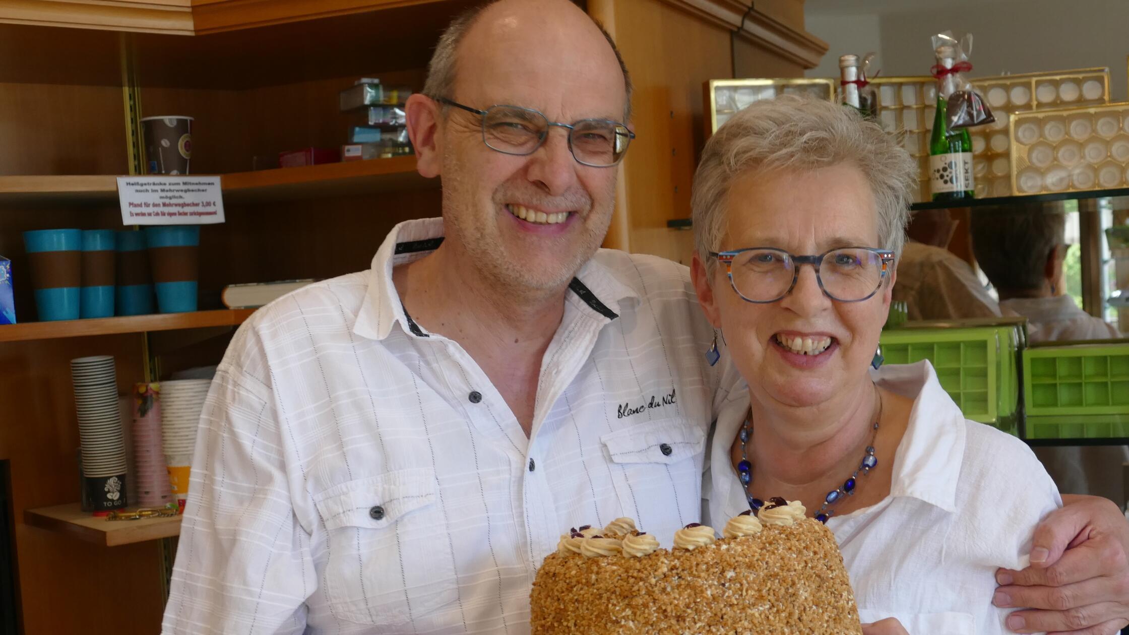 Caf-B-r-in-Pegnitz-Seit-ber-100-Jahren-Handwerkskunst-die-verf-hrt