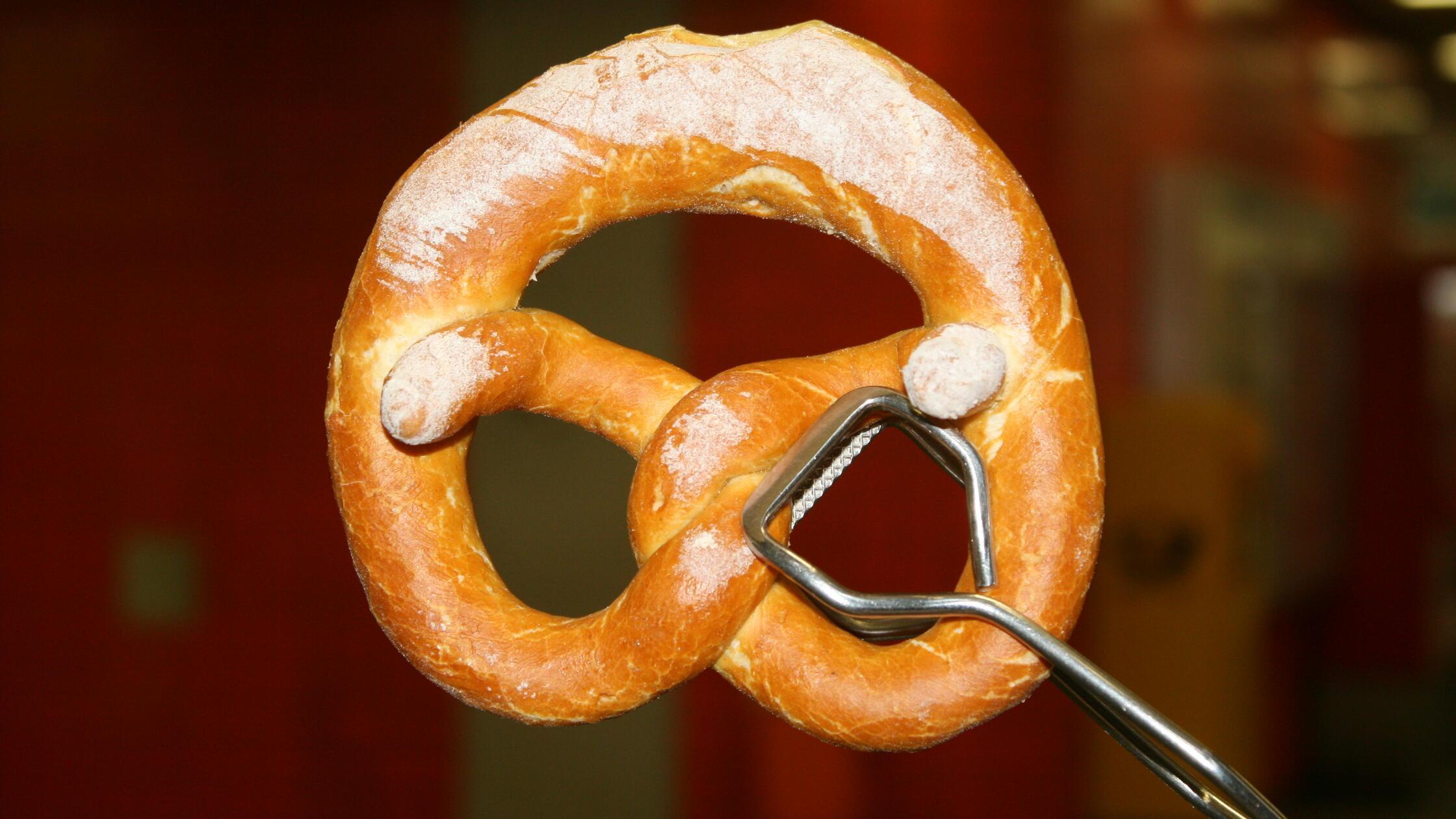 Brezen-Laden-in-der-Mittelhalle-des-N-rnberger-Hauptbahnhofs-ist-geschlossen