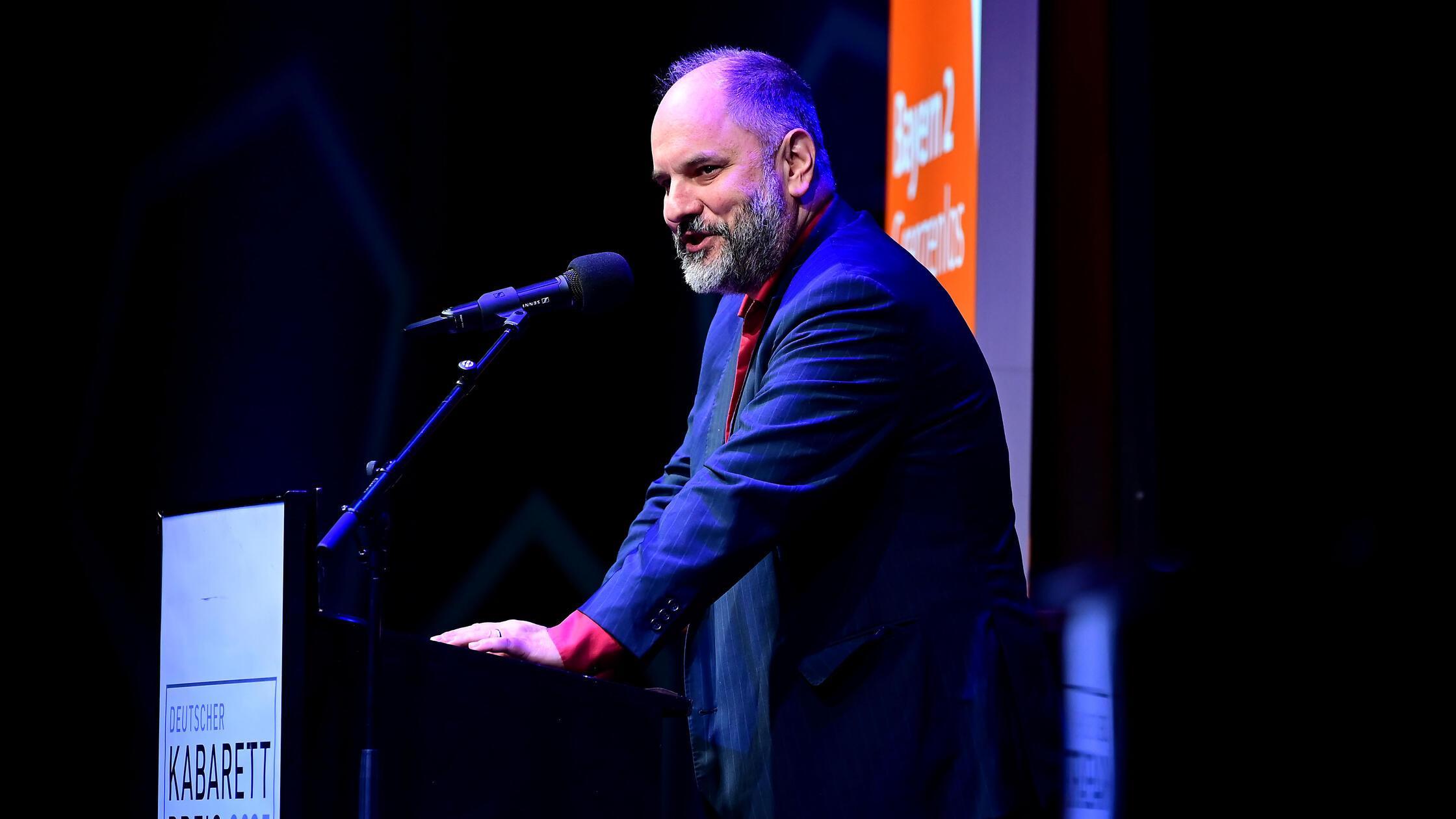 Wirbel-um-Rede-von-Matthias-Egersd-rfer-Satire-darf-alles-und-muss-Kritik-aushalten