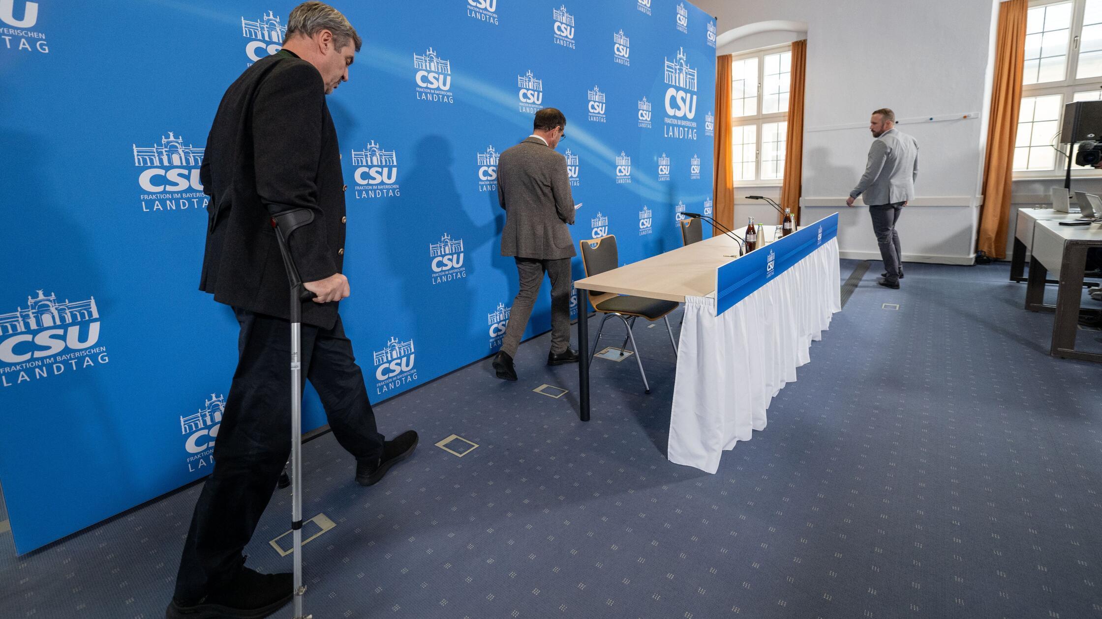 S-der-will-Bundesl-nder-fusionieren-und-das-Hymnen-Singen-zur-Pflicht-an-Schulen-machen