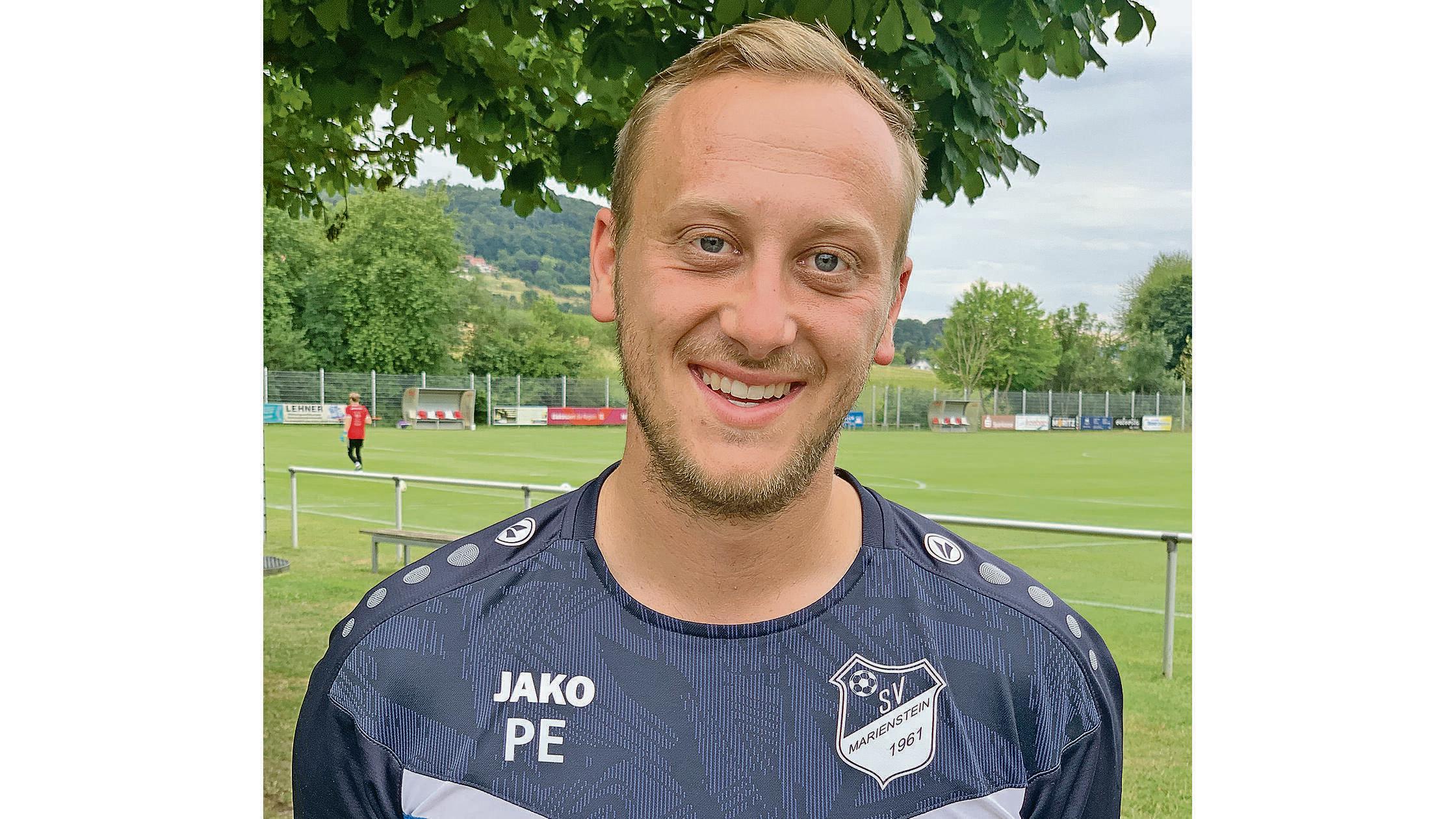 Der-B-heimer-Philipp-Ersfeld-h-rt-am-Saisonende-als-Trainer-beim-SV-Marienstein-auf