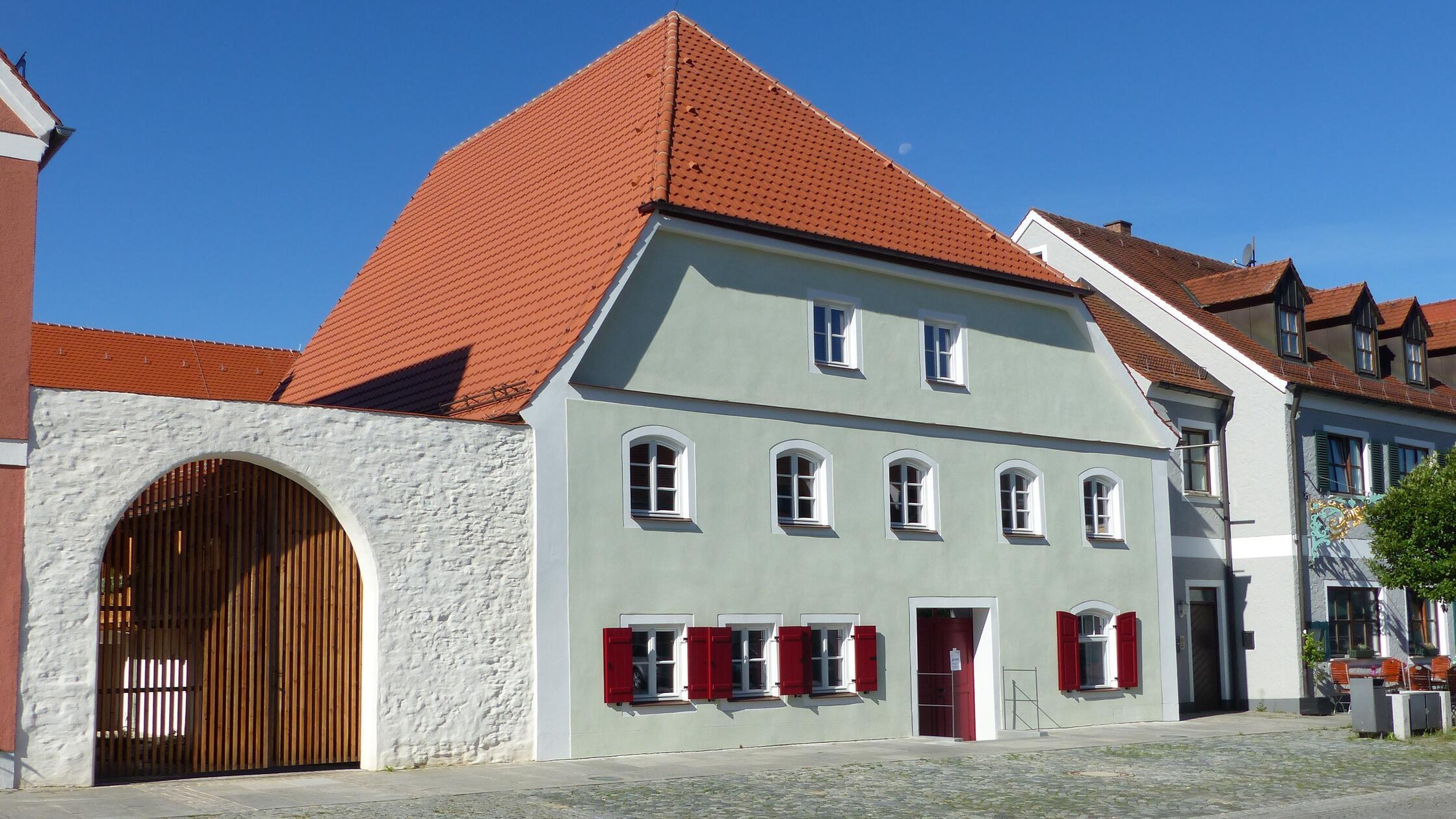 Freystadt-plant-mit-neuen-Schulden-Stadtr-te-u-ern-Lob-und-Kritik
