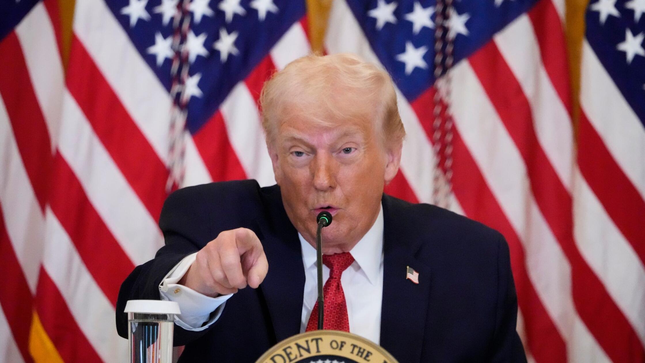 Um seine Interessen durchzusetzen: Trump droht Gegnern seiner Grönland-Pläne mit Zöllen