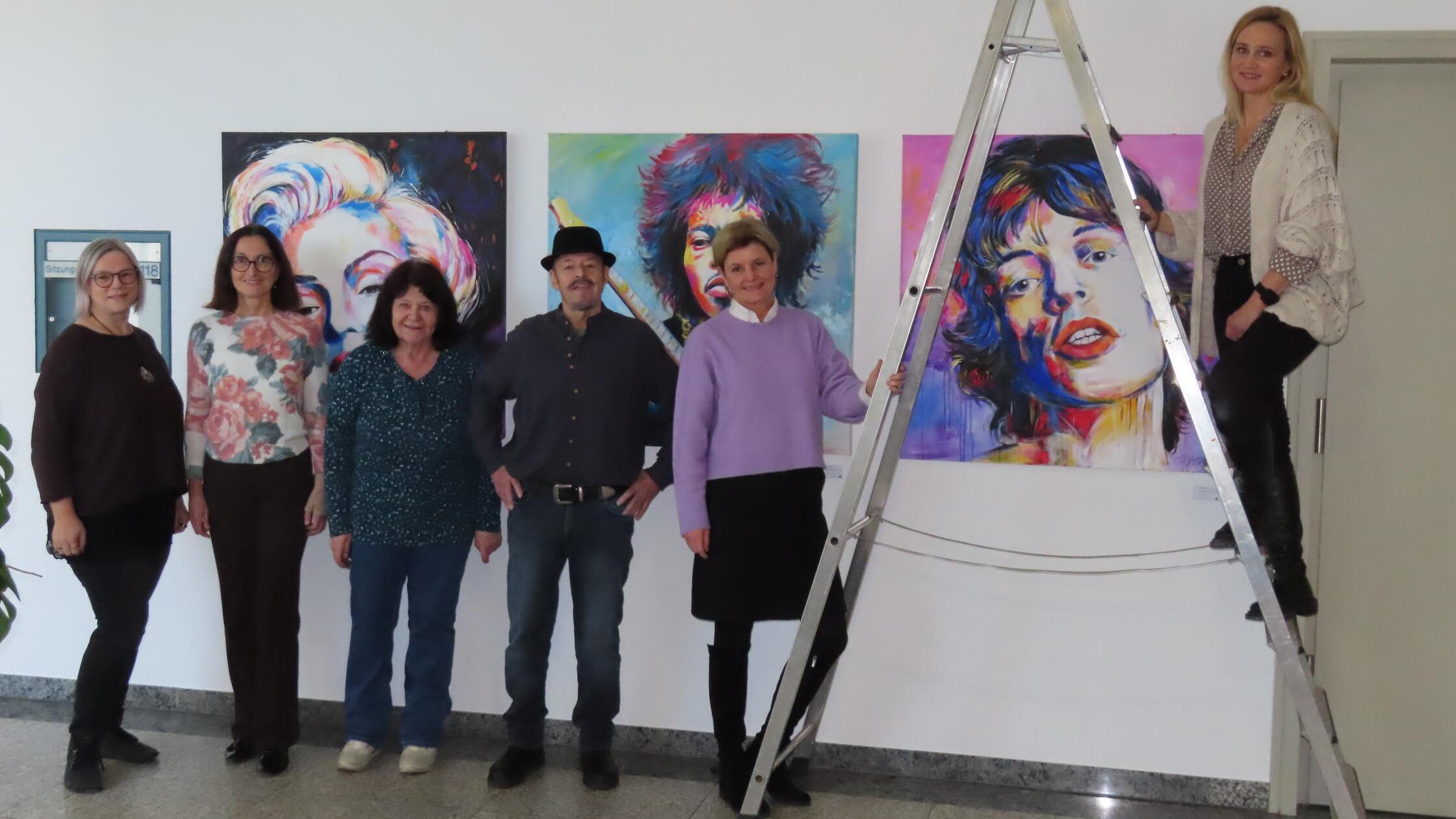 Farbenfrohe-Ausstellung-im-Amtsgericht-Schwabacher-K-nstler-zeigt-seine-Werke