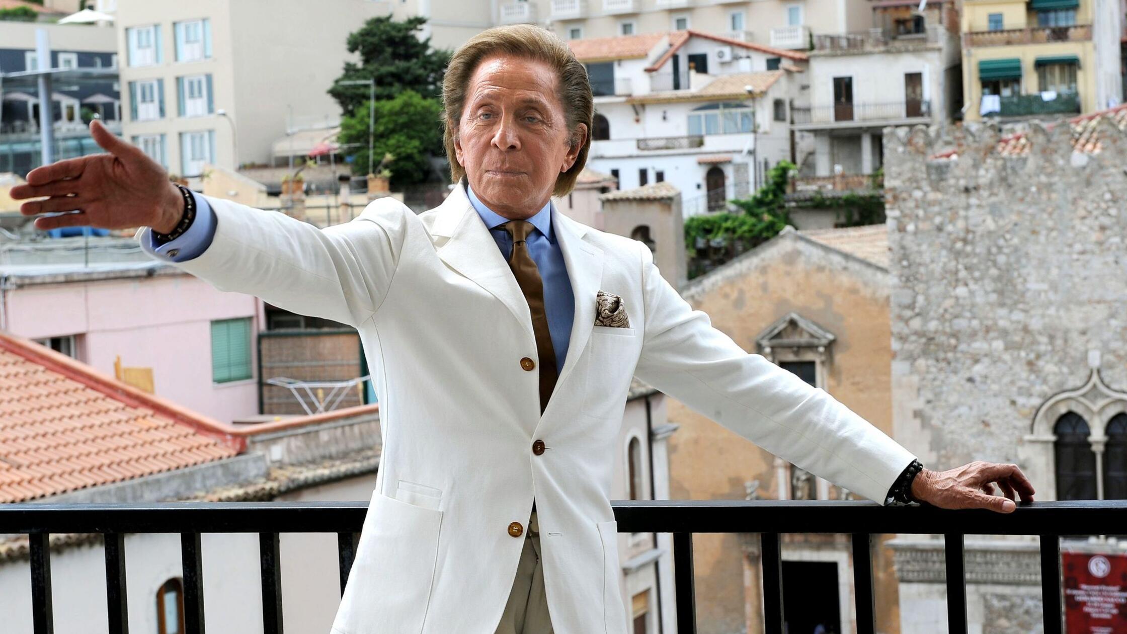 Italienischer-Modemacher-Valentino-mit-93-Jahren-gestorben