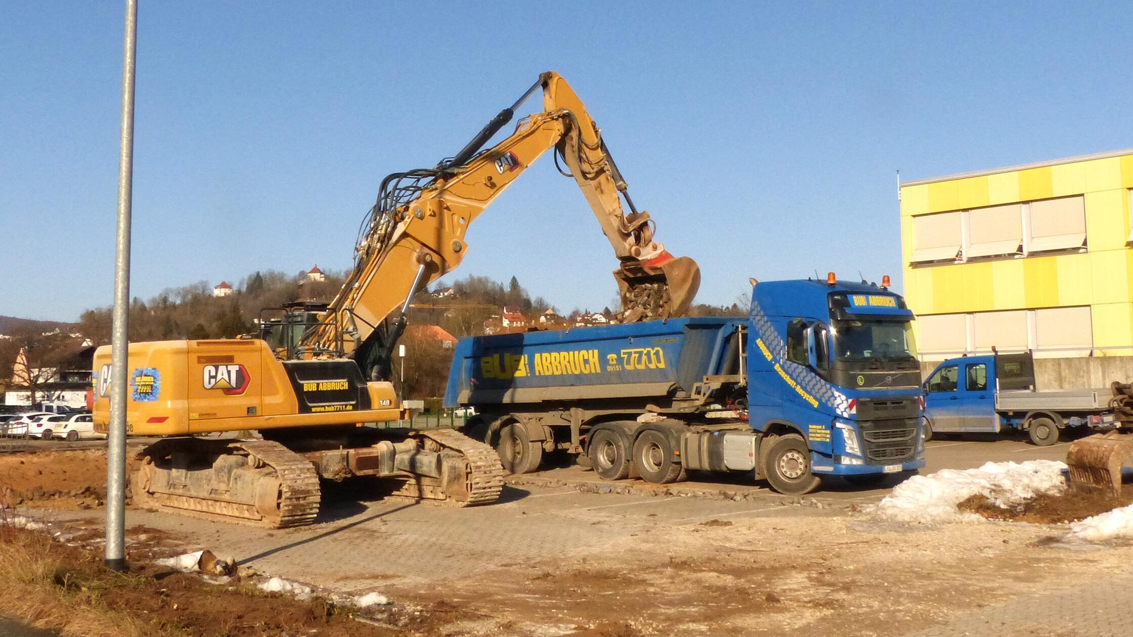 Baustelle-Schulzentrum-Hersbruck-Das-sind-die-Folgen-f-r-Parkpl-tze-und-Bushaltestellen