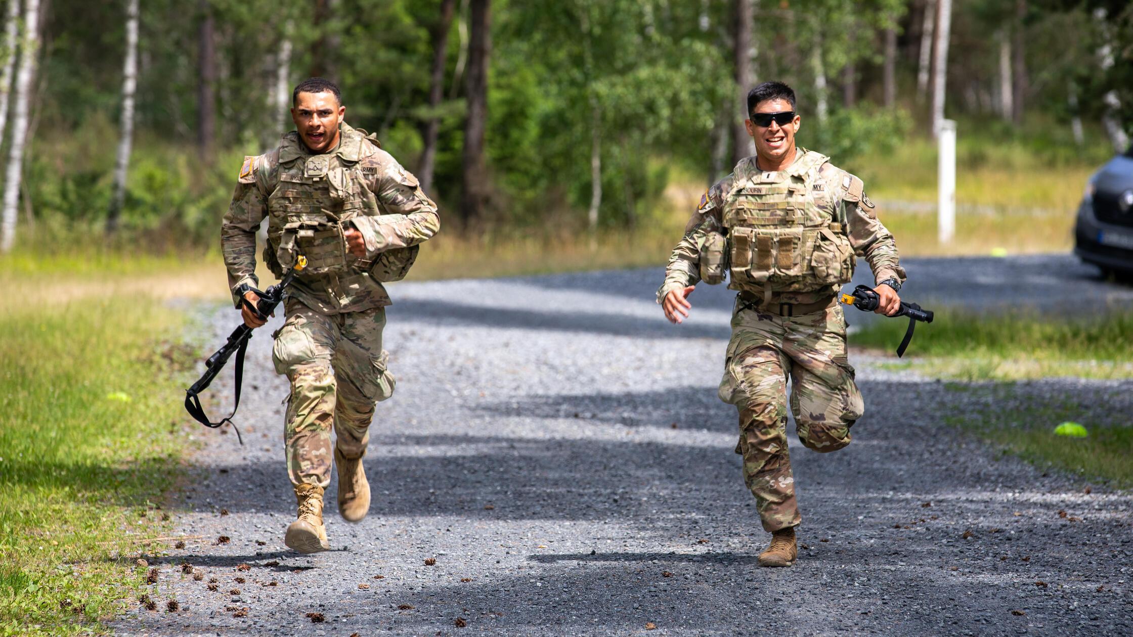 US-Milit-rpolizei-auf-Patrouille-in-Franken-und-der-Oberpfalz-So-erkennt-man-sie-sofort