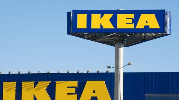 - IKEA-Billboard