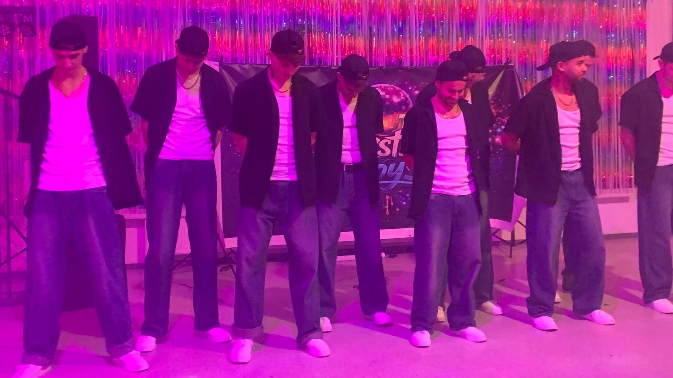 Die-Burkstreetboys-sind-auf-Faschingsveranstaltungen-im-Landkreis-Forchheim-unterwegs