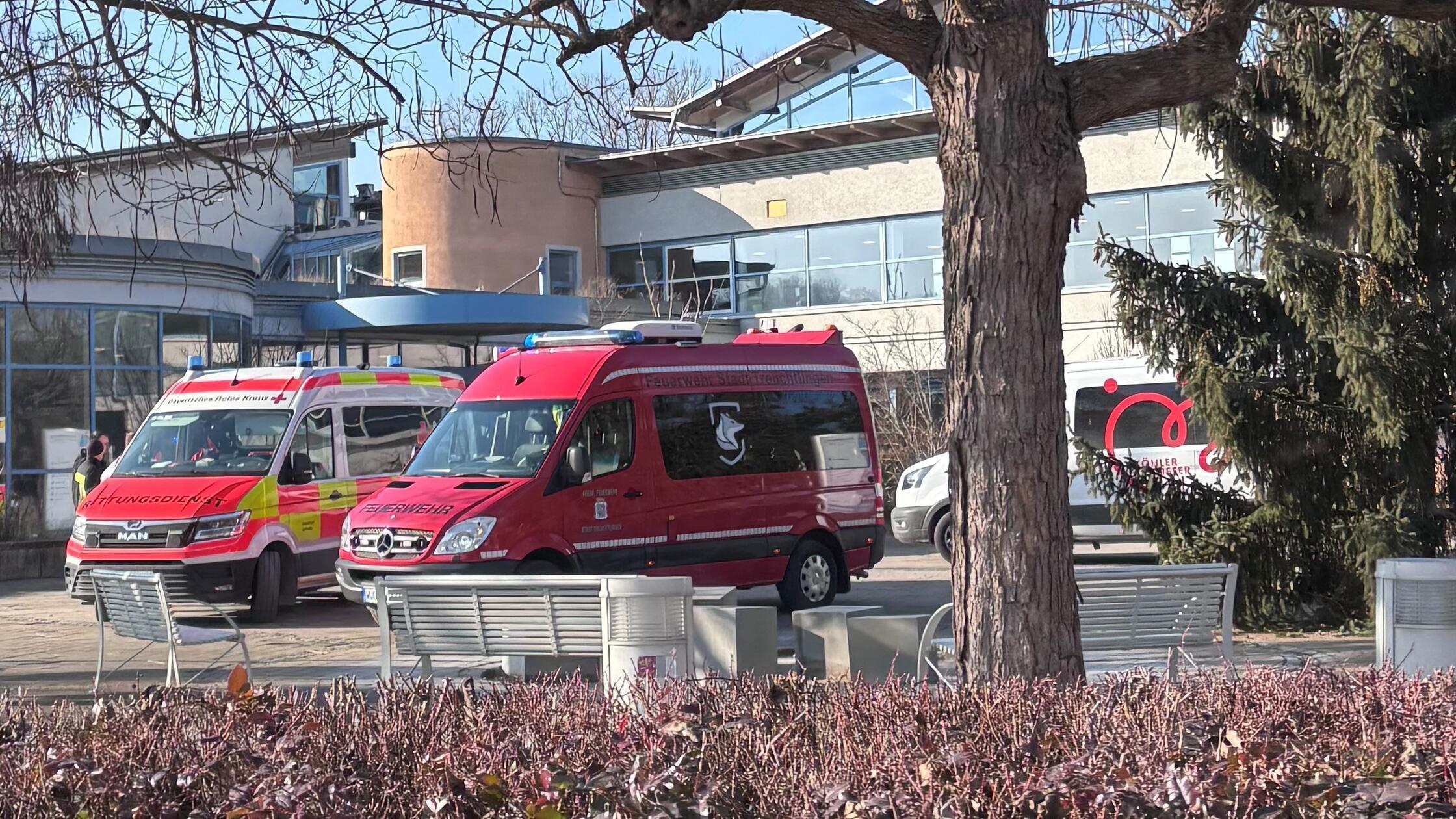 Altm-hltherme-Treuchtlingen-wegen-Trauerfall-geschlossen-Badleiter-verstorben
