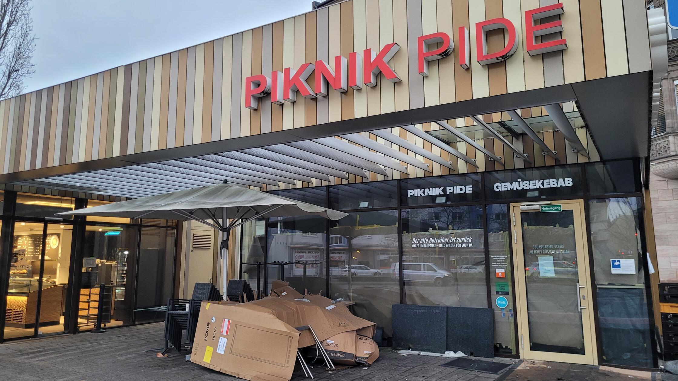 Aktuell-kein-D-ner-zu-kaufen-Wie-geht-es-mit-Piknik-Pide-am-Friedrich-Ebert-Platz-weiter-