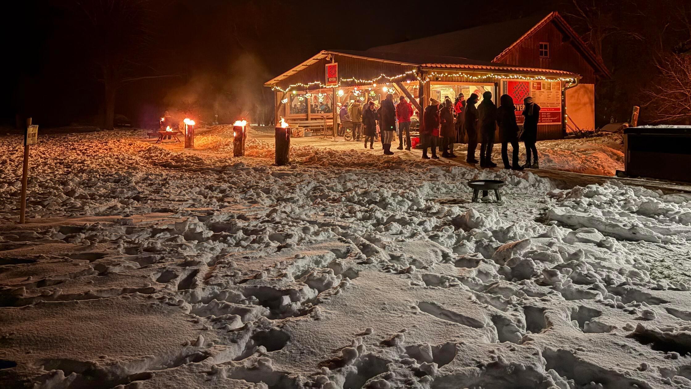 Auf dem verschneiten Hellberg herrschte eine roman