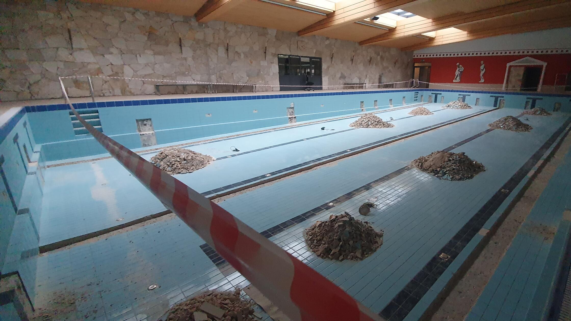 wt-mogetissa-therme-hallenbad