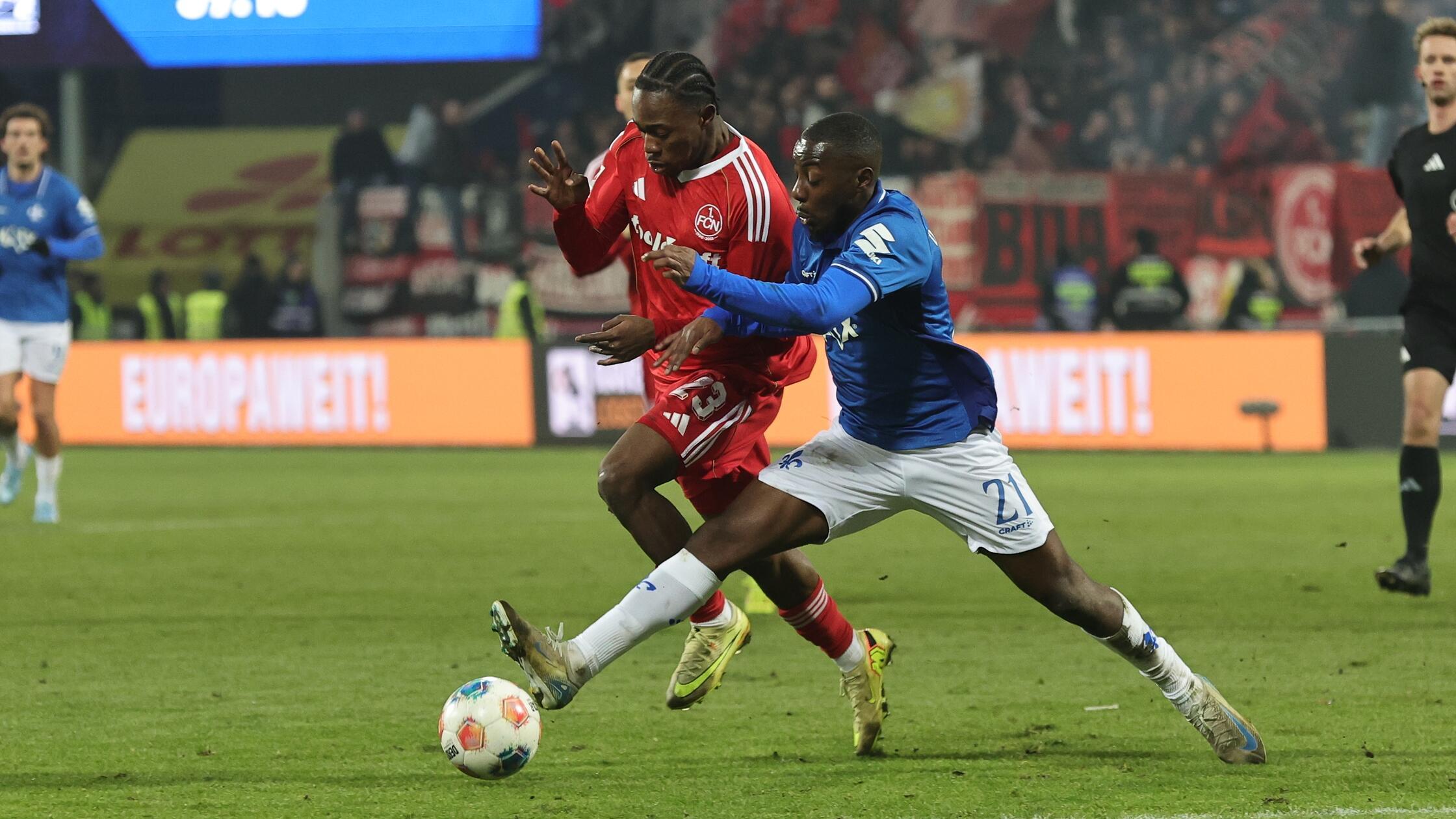 Justvan-l-sst-sich-als-letzter-Mann-berrumpeln-Club-liegt-in-Darmstadt-jetzt-0-2-zur-ck