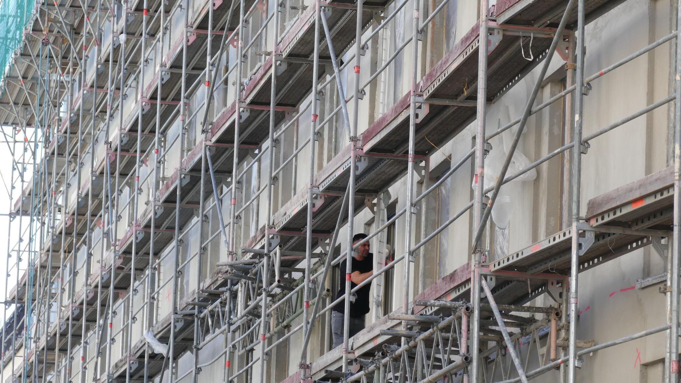 -Nur-noch-ber-Beziehungen-findet-man-eine-Wohnung-F-rther-OB-Kandidaten-im-Kreuzverh-r