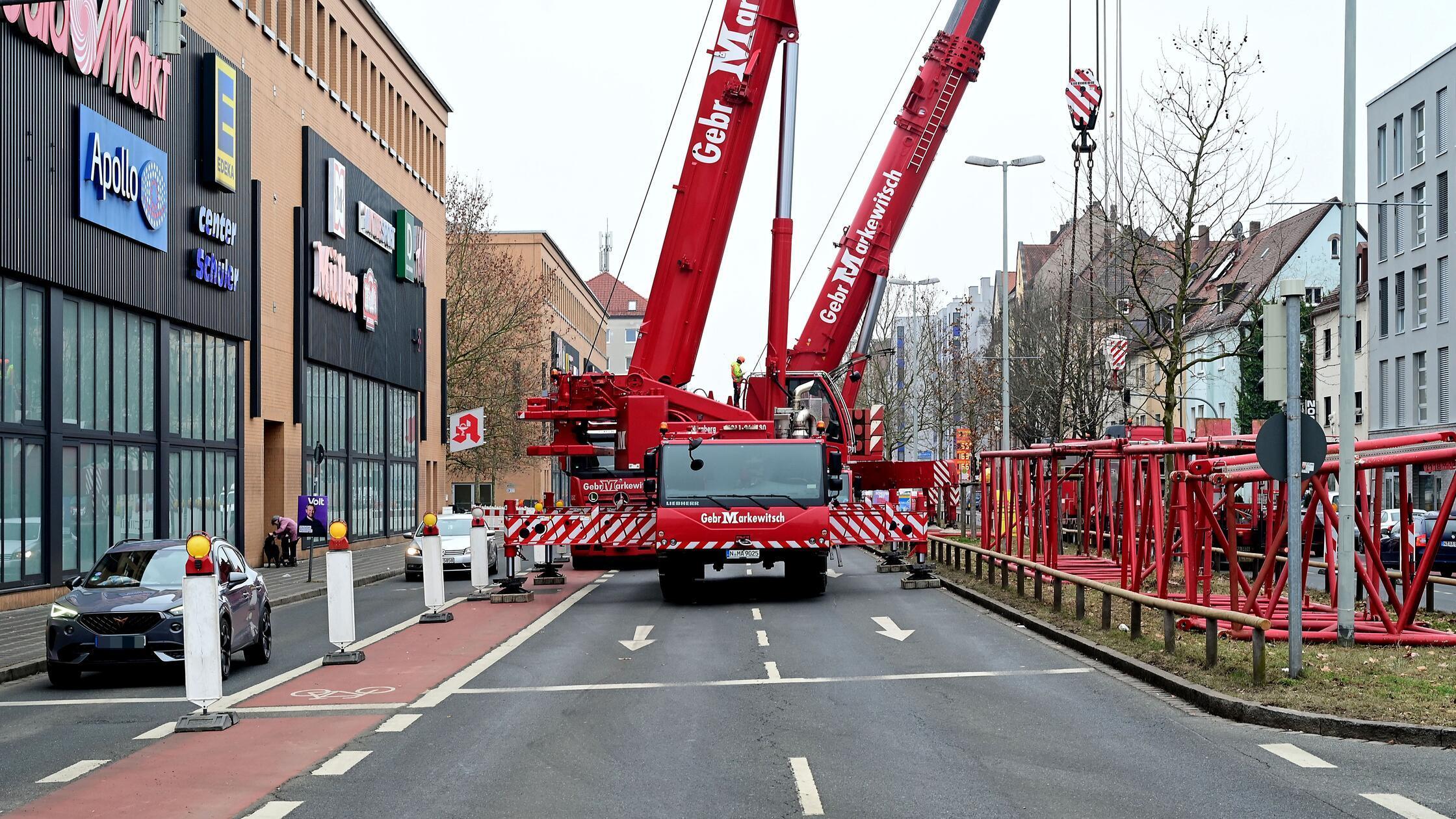 Mercado-Besucher-in-N-rnberg-ber-Stunden-im-Parkhaus-gefangen-wie-kann-das-passieren-
