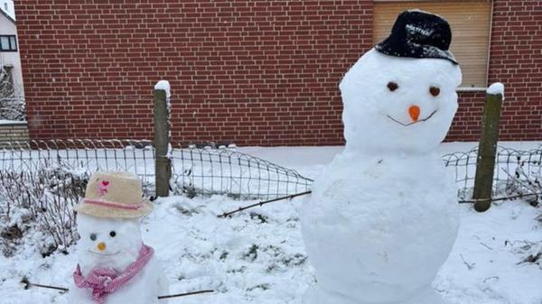 So manch einer konnte es kaum erwarten, die Handschuhe im Schnee zu vergraben und sich ans Werk zu machen.