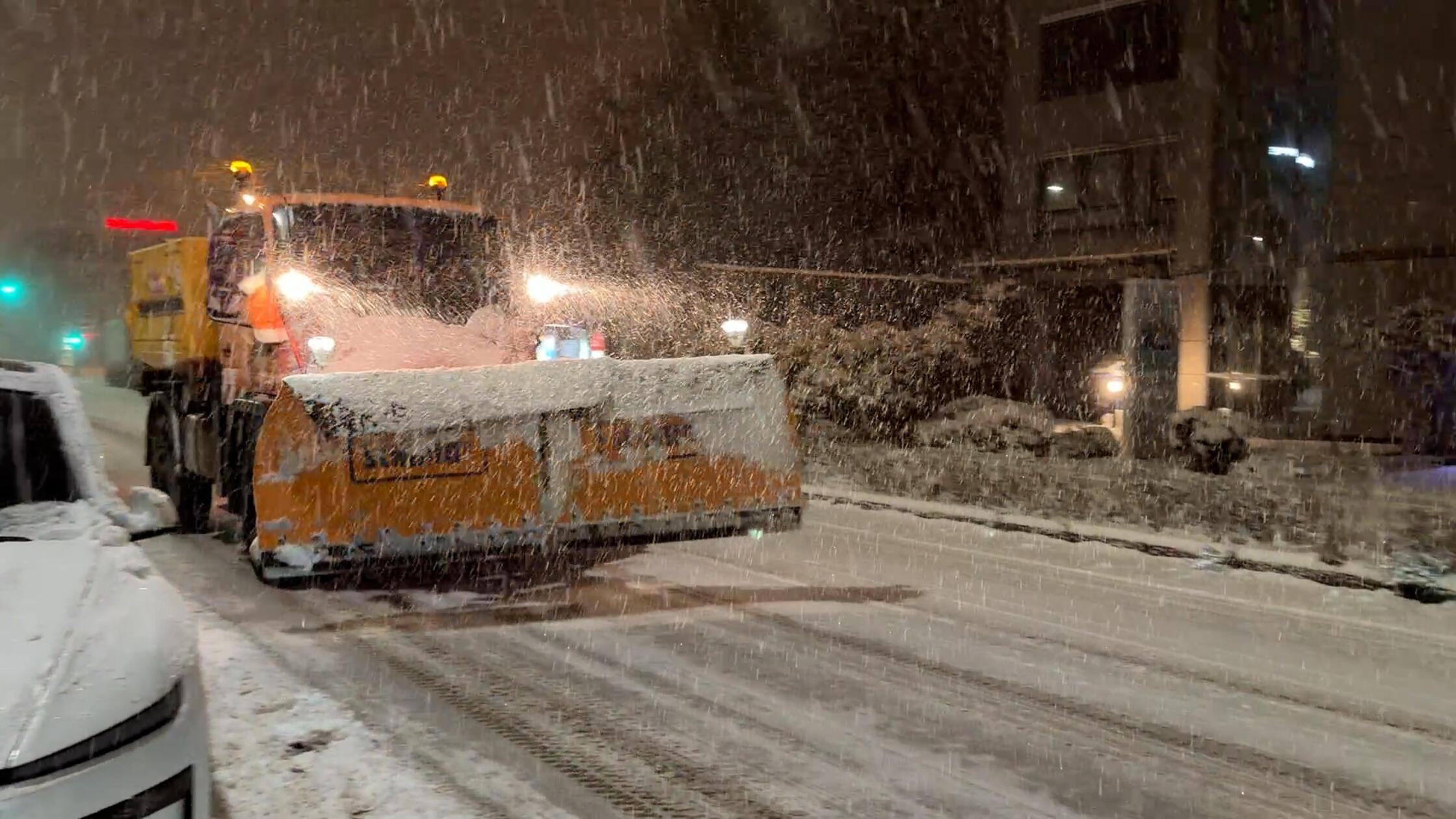 Schneechaos-in-Stadt-und-Landkreis-F-rth-So-ein-Wetter-gab-es-seit-15-Jahren-nicht-