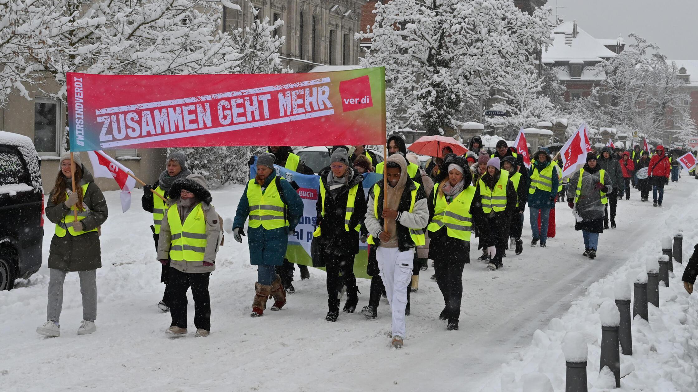 Rund 150 Beschäftigte des Universitätsklinikums Er