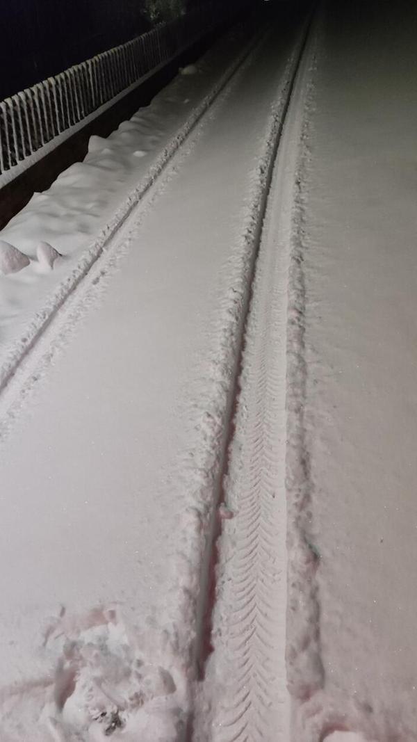 In Neumarkt und Umgebung liegt Schnee so weit das Auge reicht.