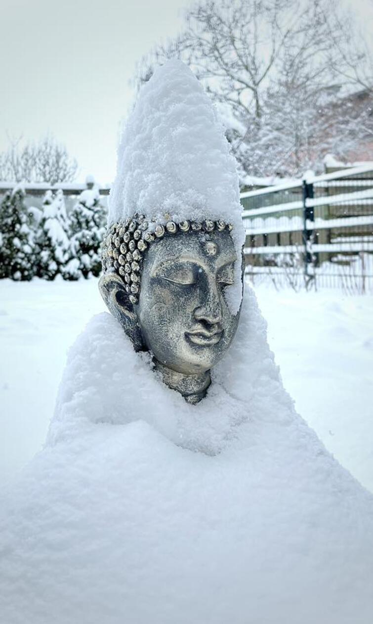 In Neumarkt und Umgebung liegt Schnee so weit das Auge reicht.