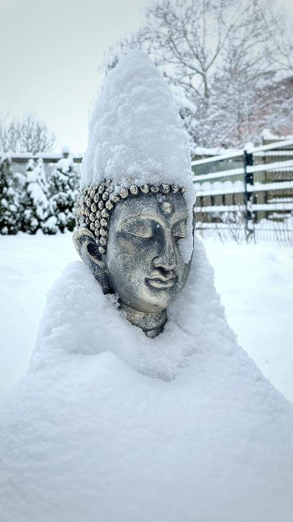 In Neumarkt und Umgebung liegt Schnee so weit das Auge reicht.