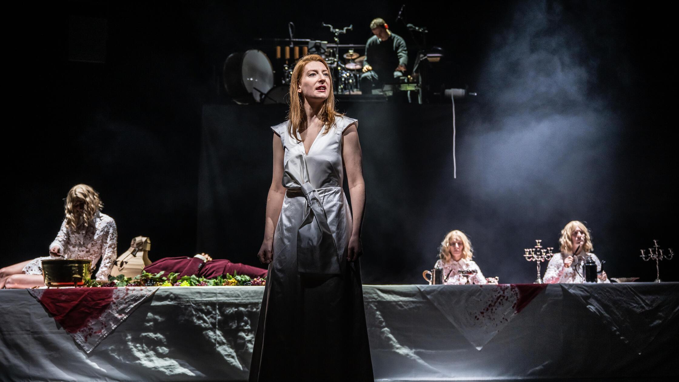 EUROPA FLIEHT NACH EUROPA