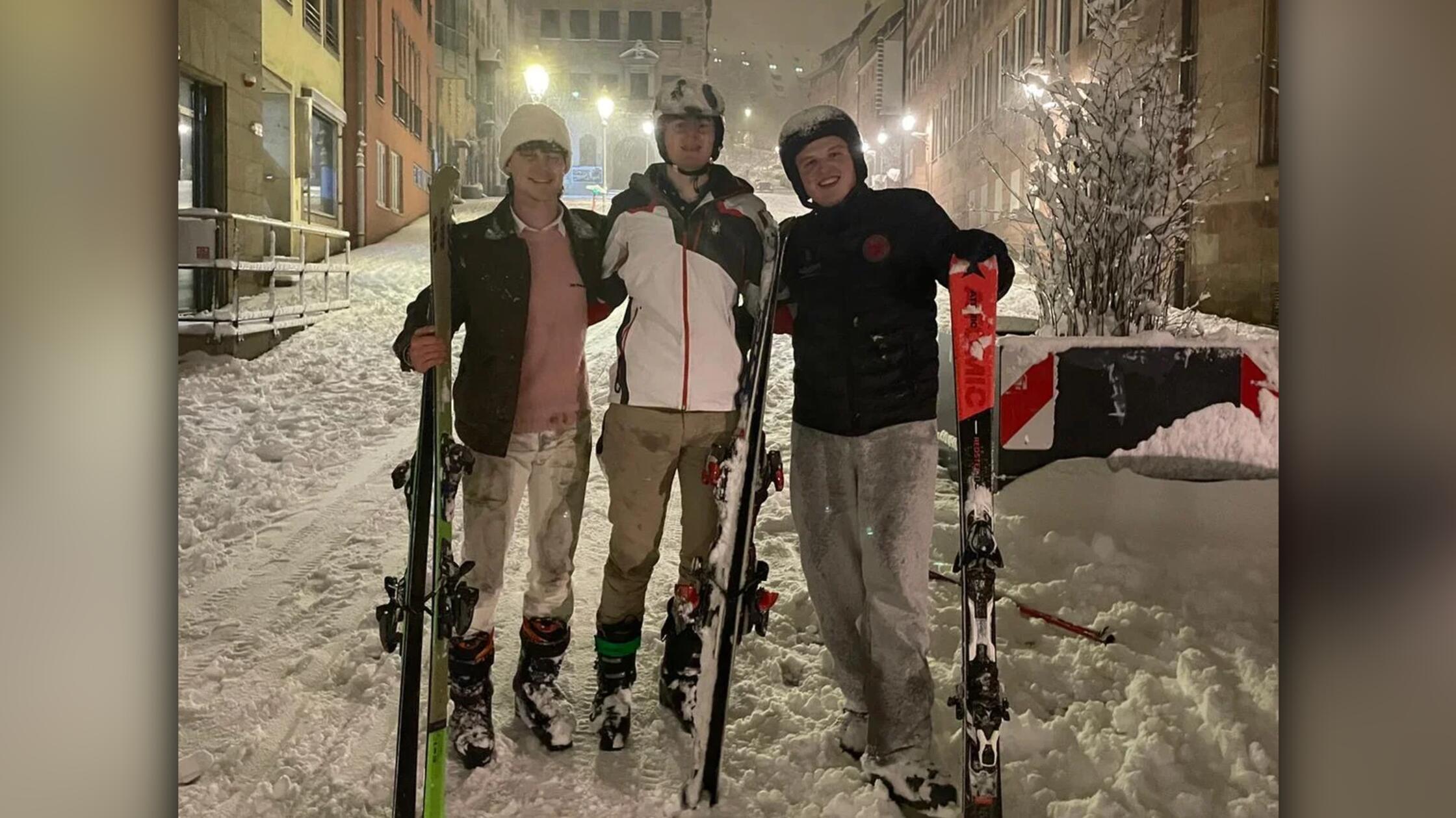 Im-Video-Abfahrt-durch-die-N-rnberger-Innenstadt-Burgberg-wird-zur-Ski-Piste