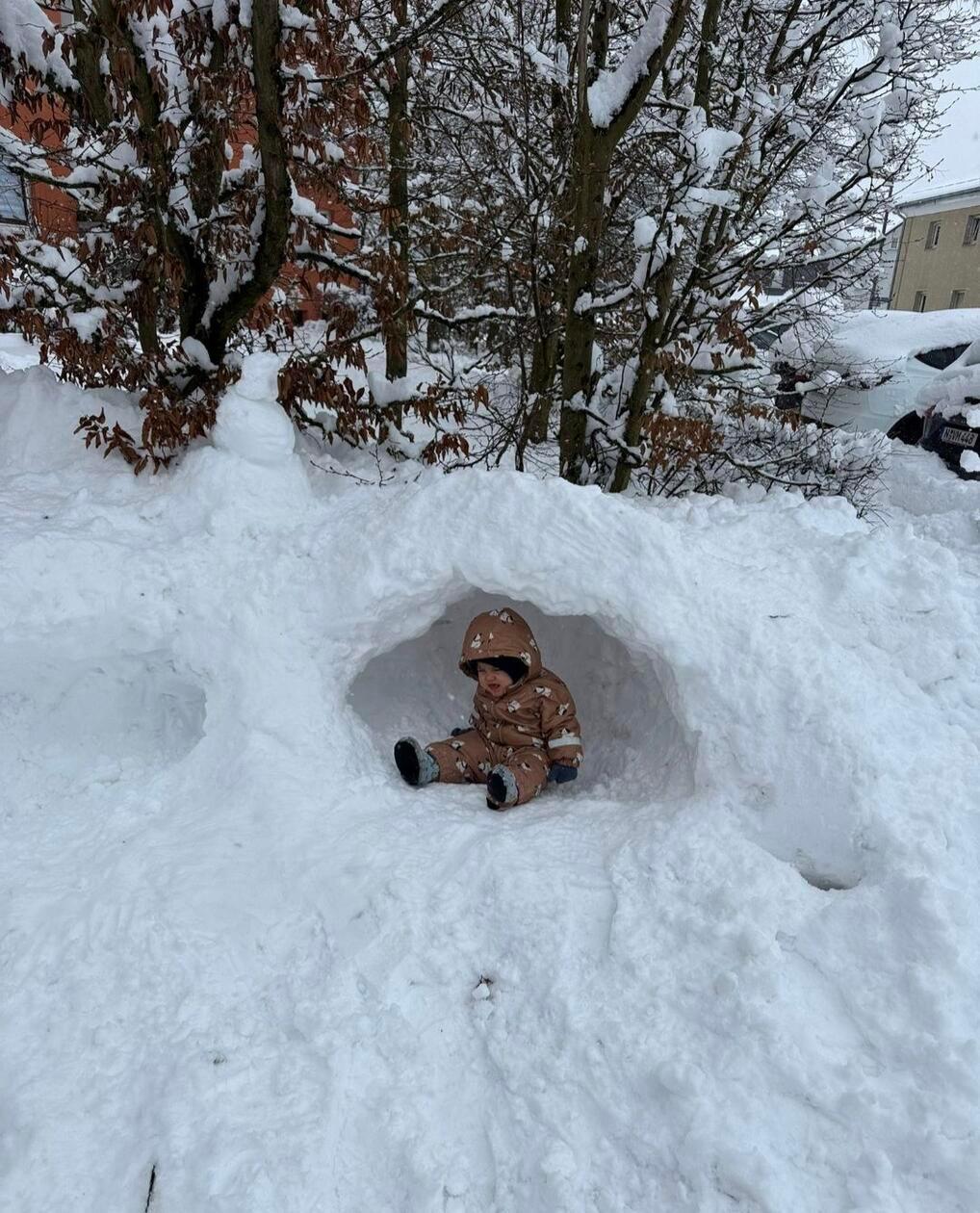 In Neumarkt und Umgebung liegt Schnee so weit das Auge reicht.