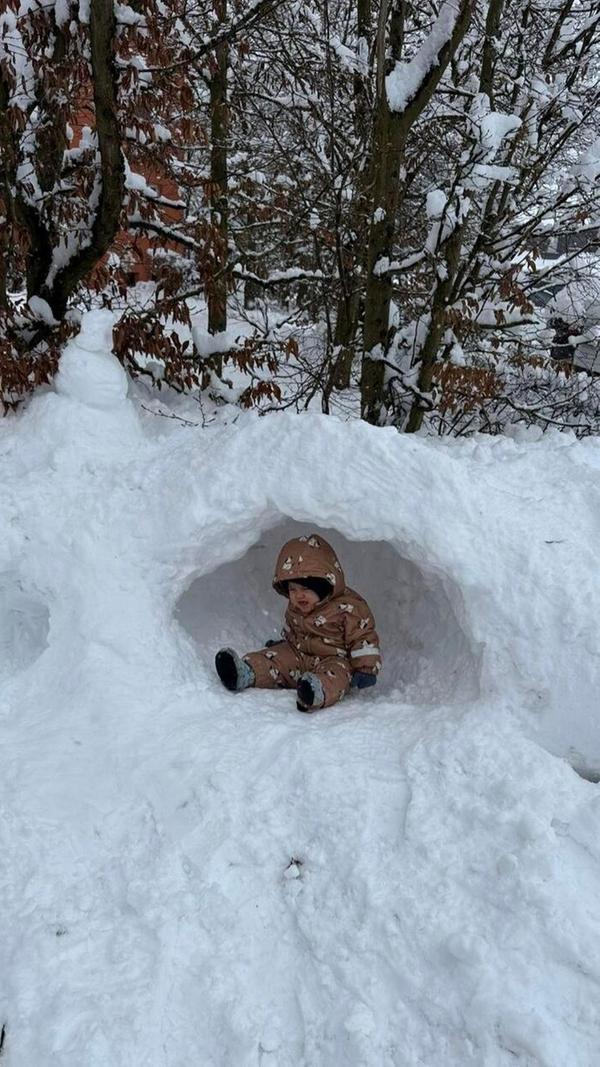 In Neumarkt und Umgebung liegt Schnee so weit das Auge reicht.